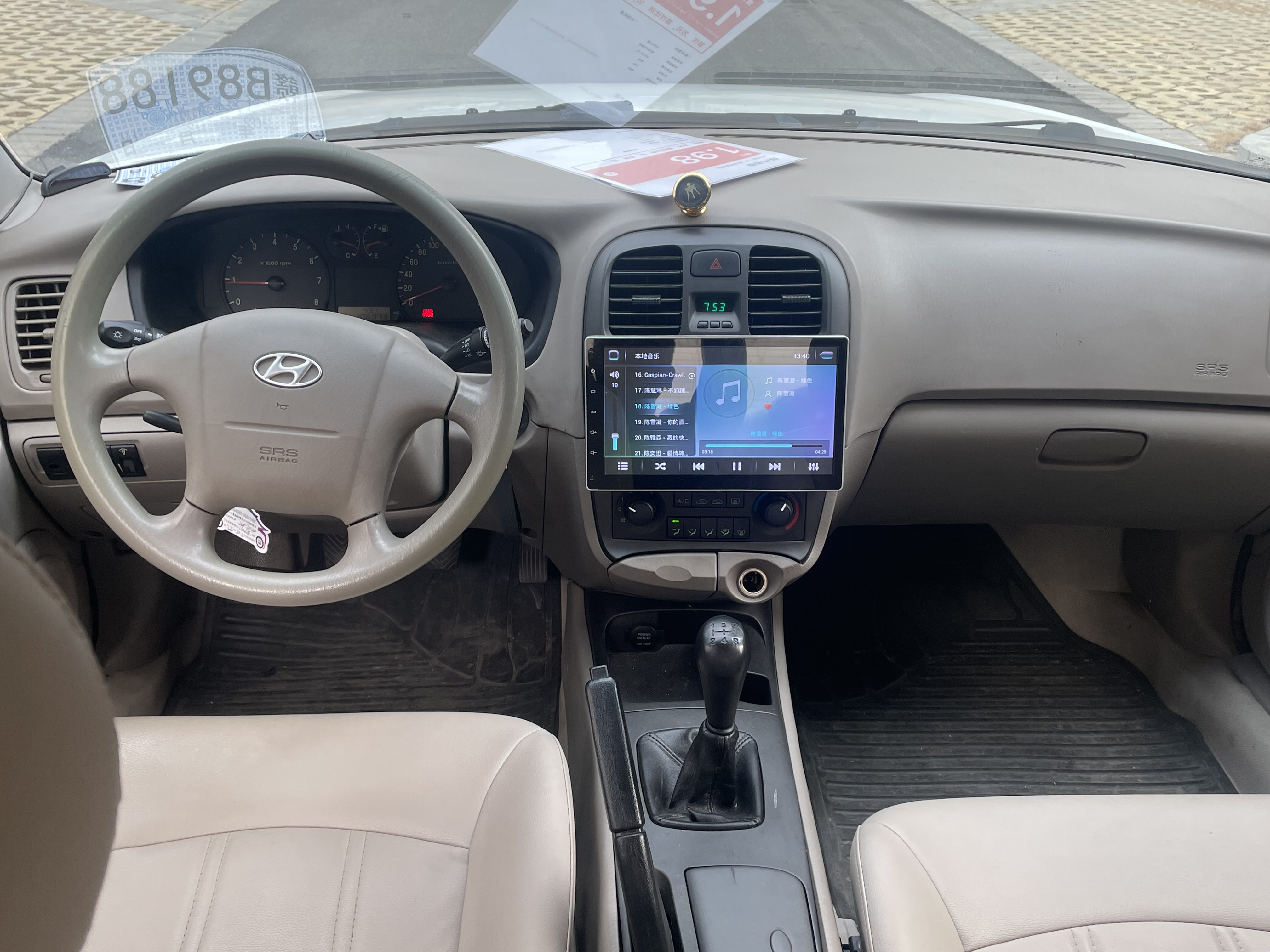 Hyundai moInca 2017 car image #6