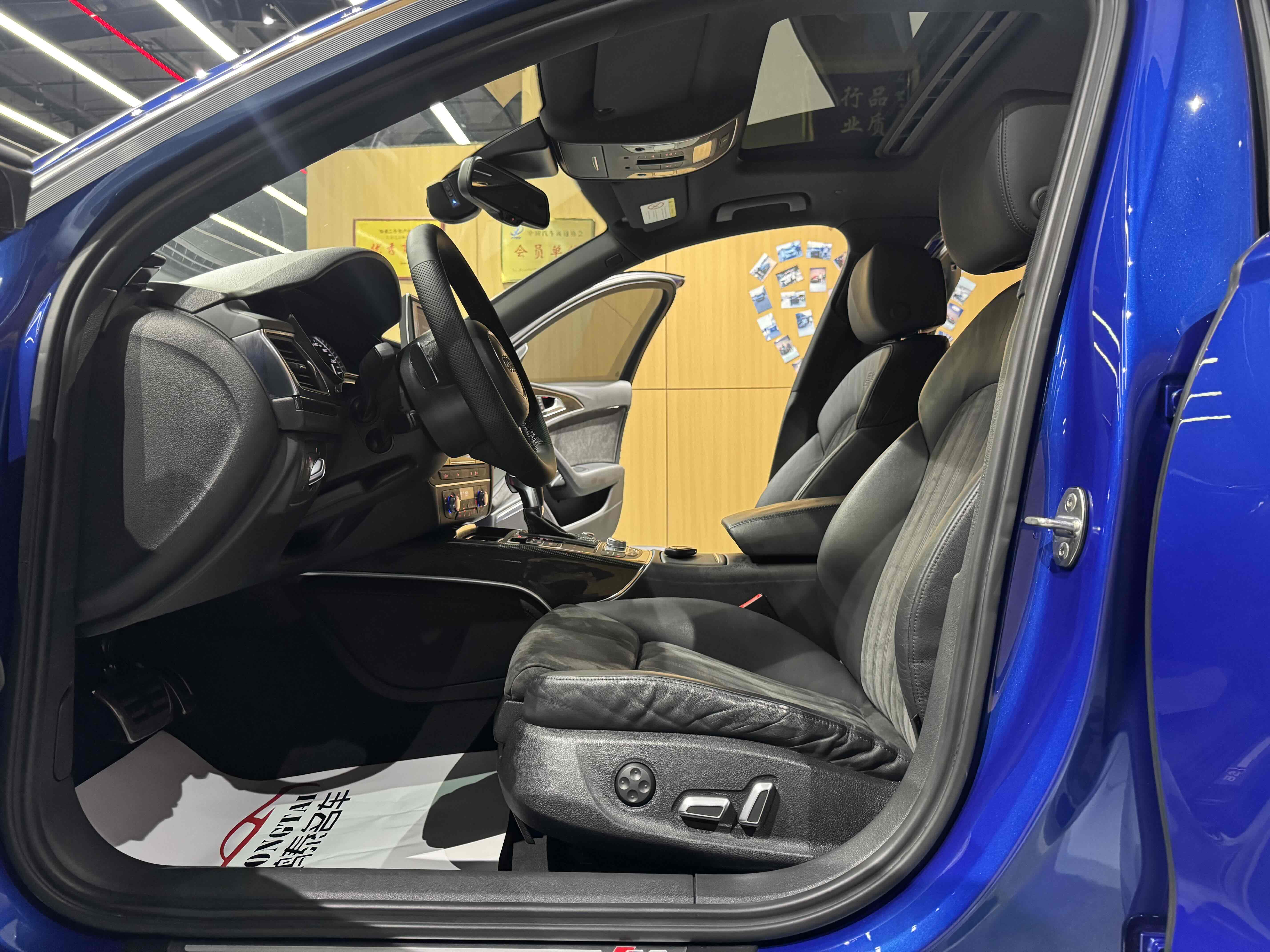 Audi S6 2018 car image #6