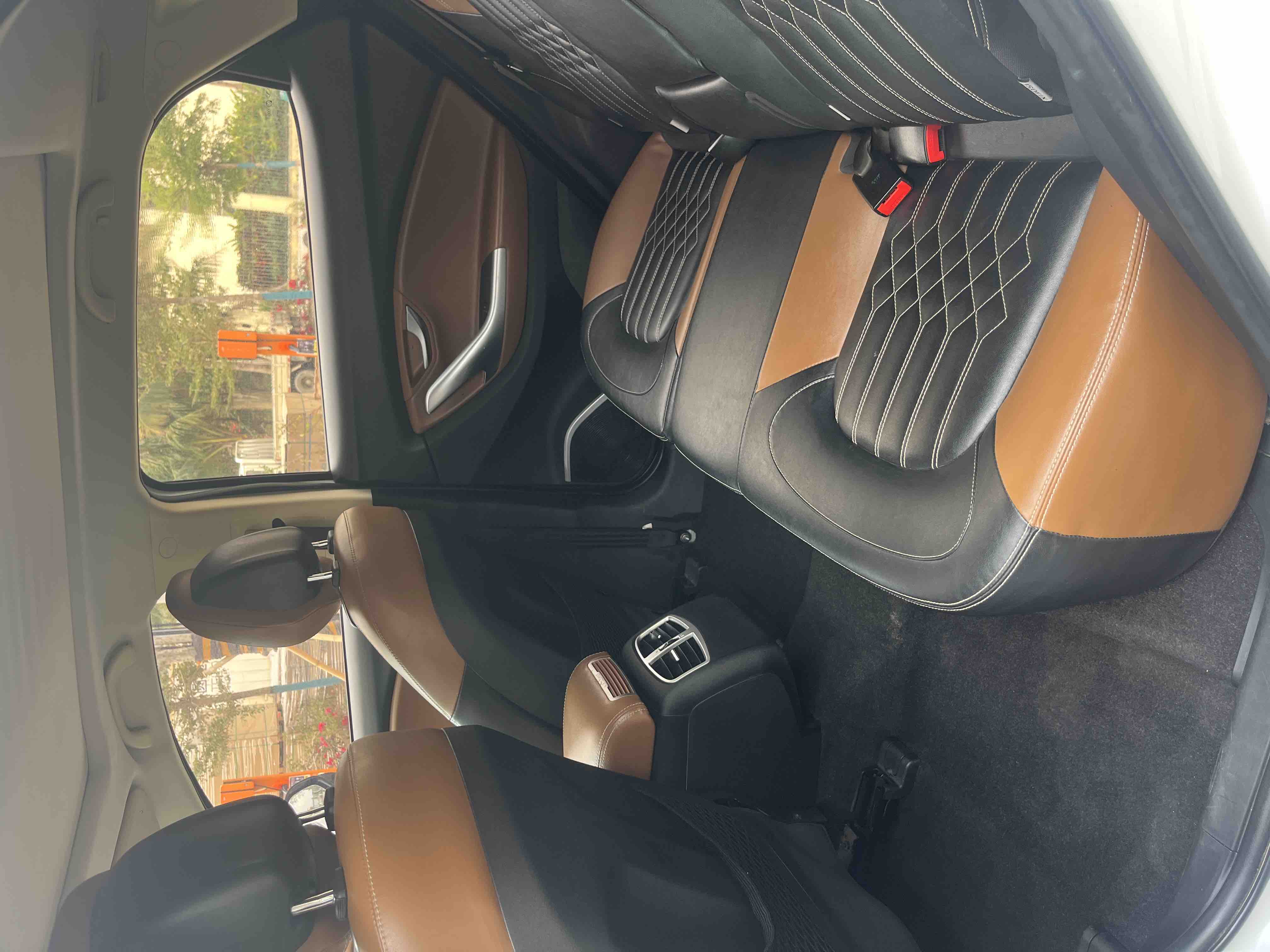 Soueast DX7 2018 car image #6