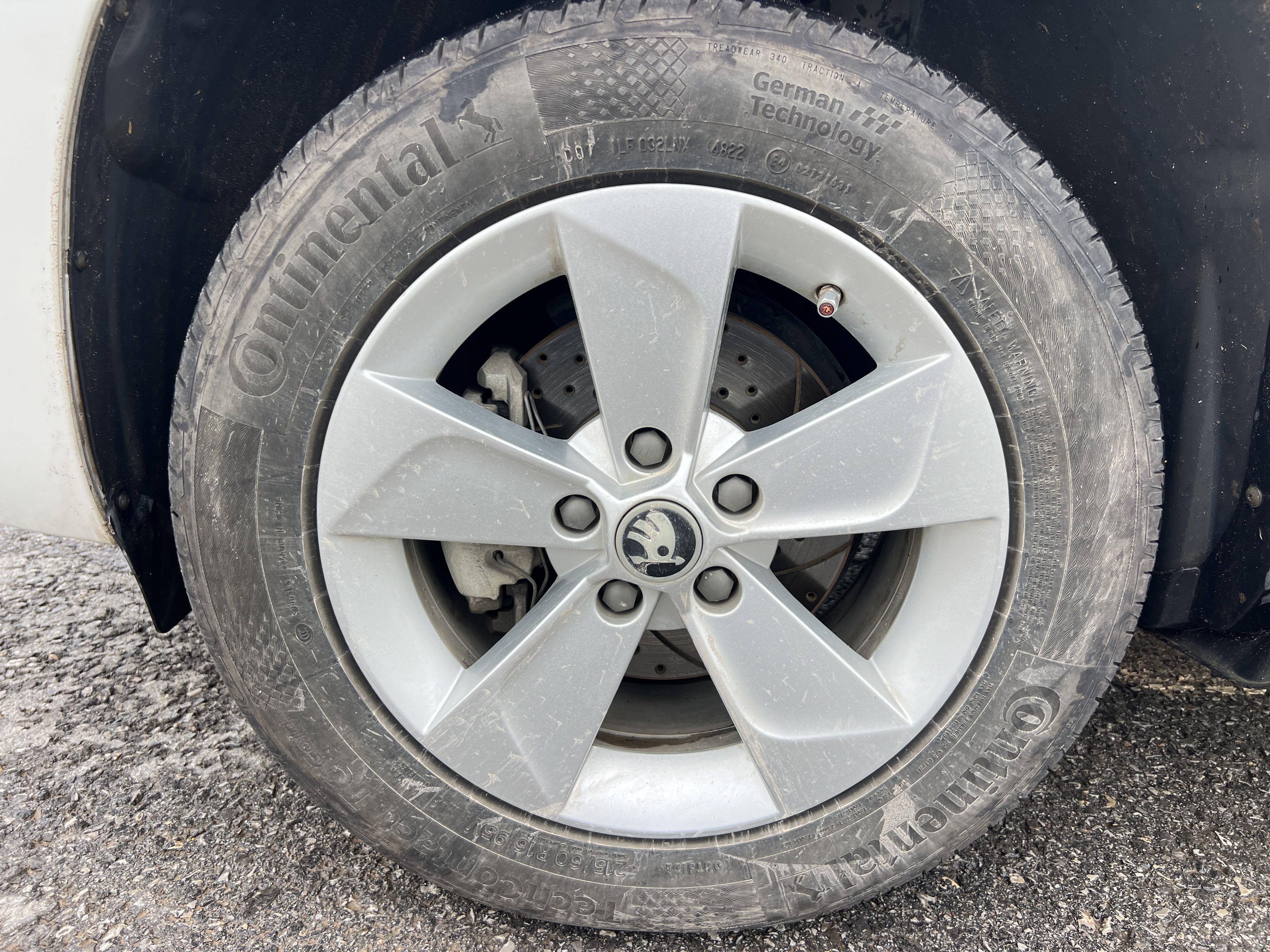 Skoda Yeti 2018 car image #6