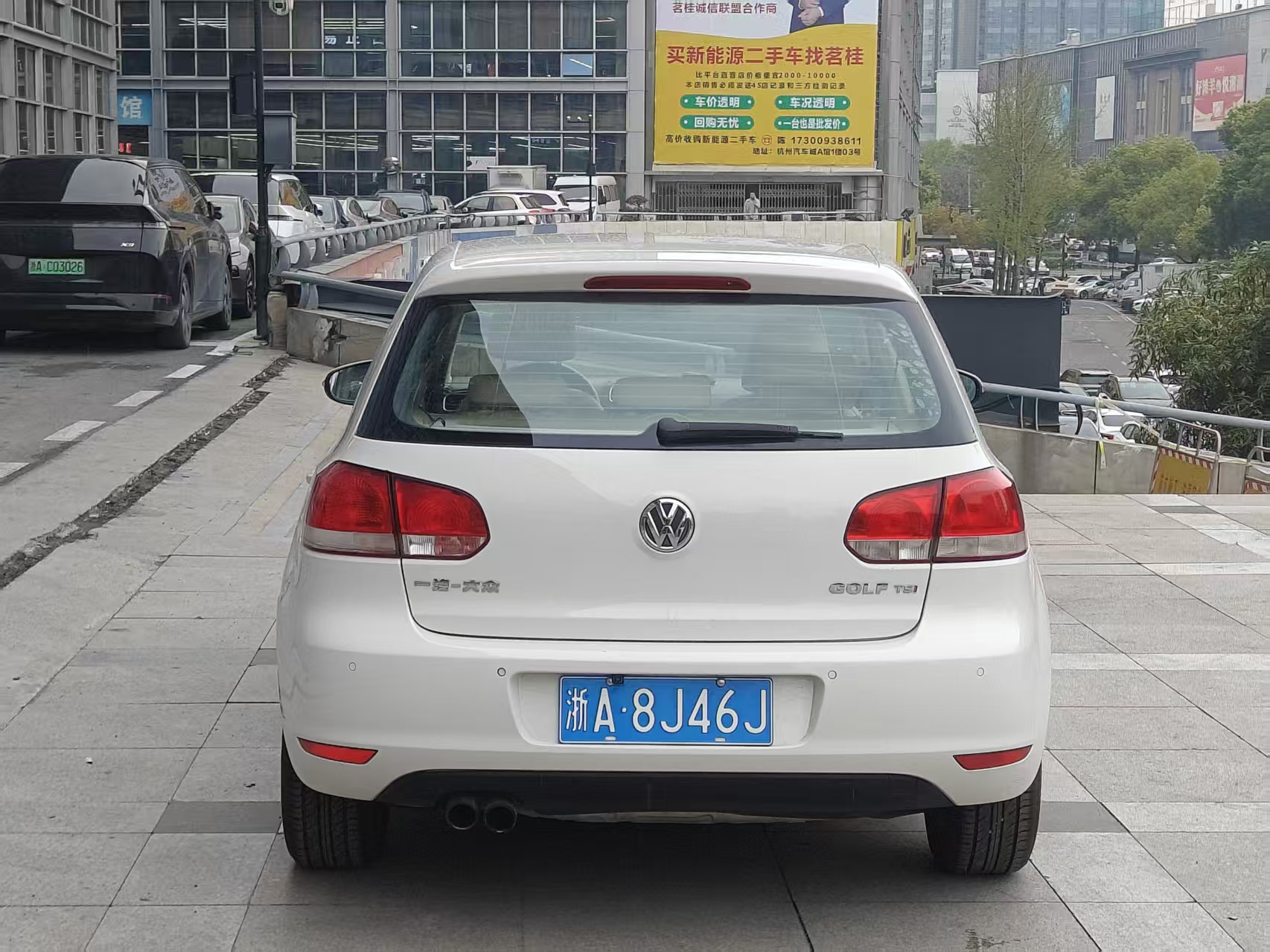 Volkswagen Golf 2013 car image #6