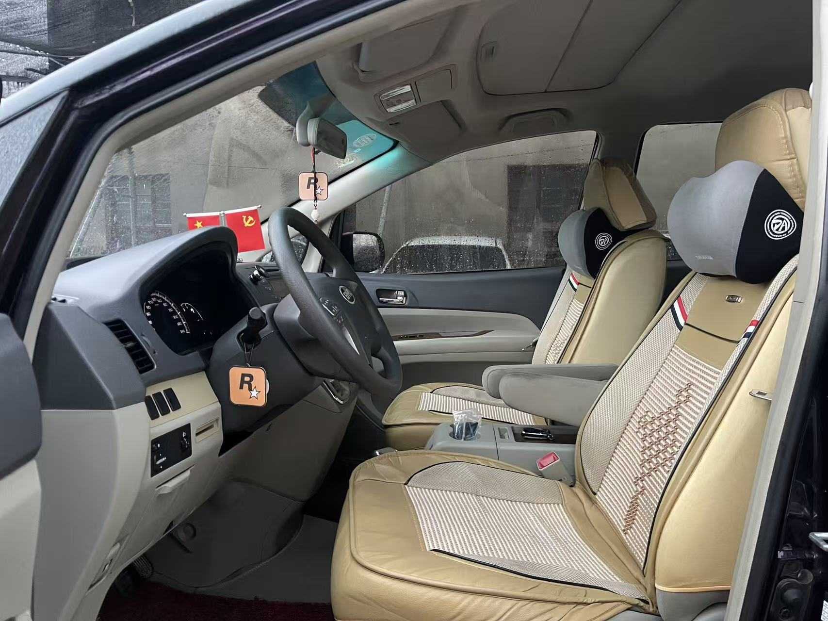 BYD M6 2015 car image #6