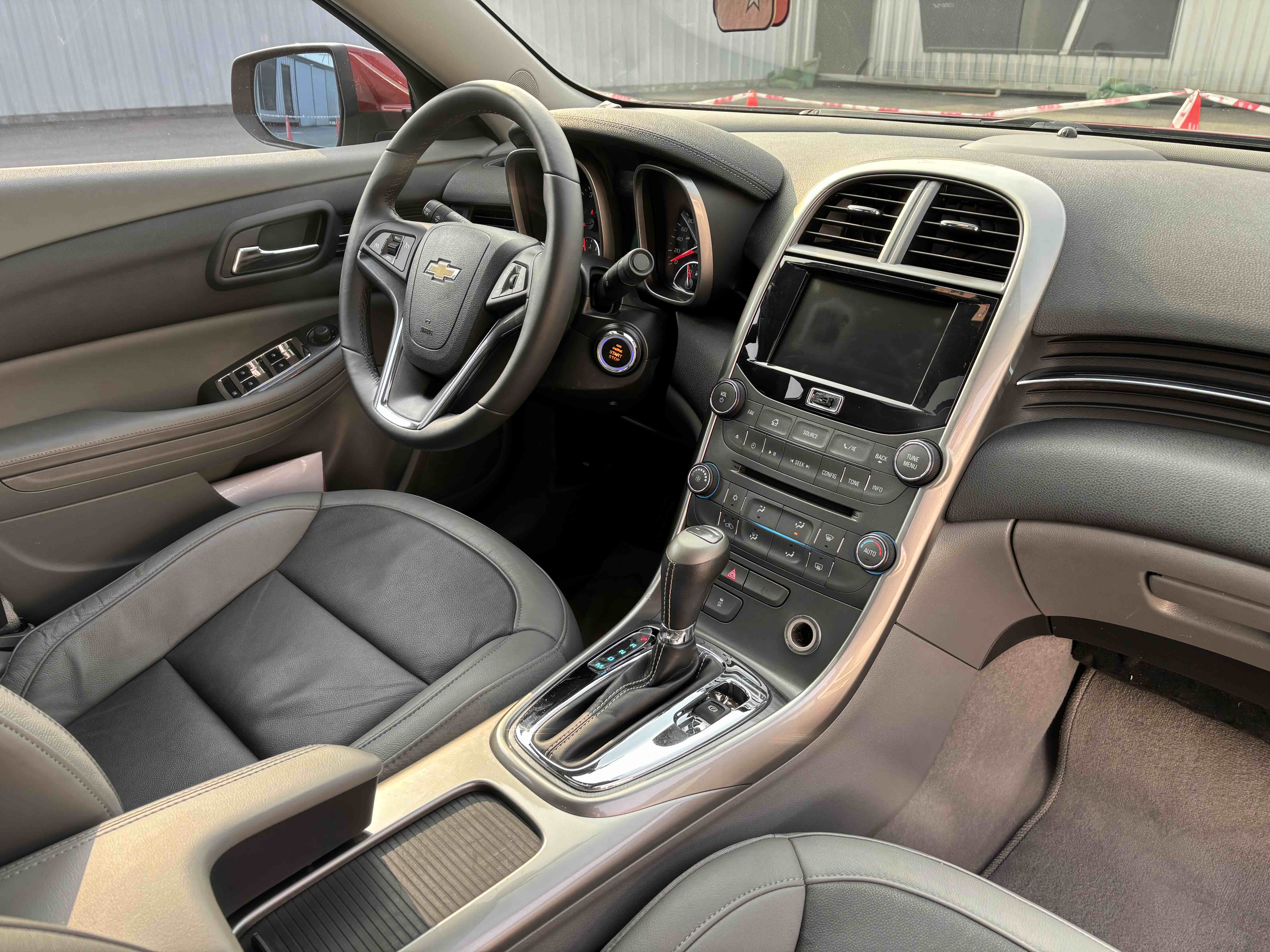 Chevrolet Malibu 2013 изображение автомобиля #6