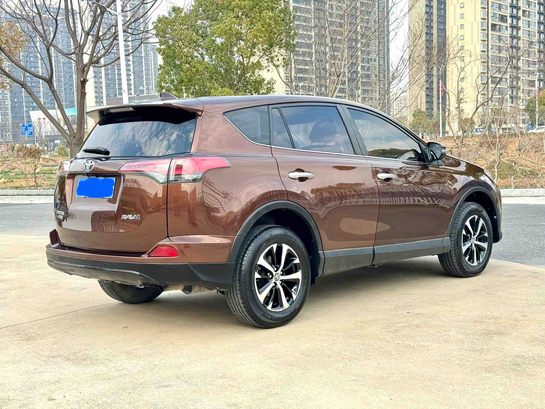 Toyota RAV4 2017 #6 Toyota RAV4 2017 immagine di auto #6