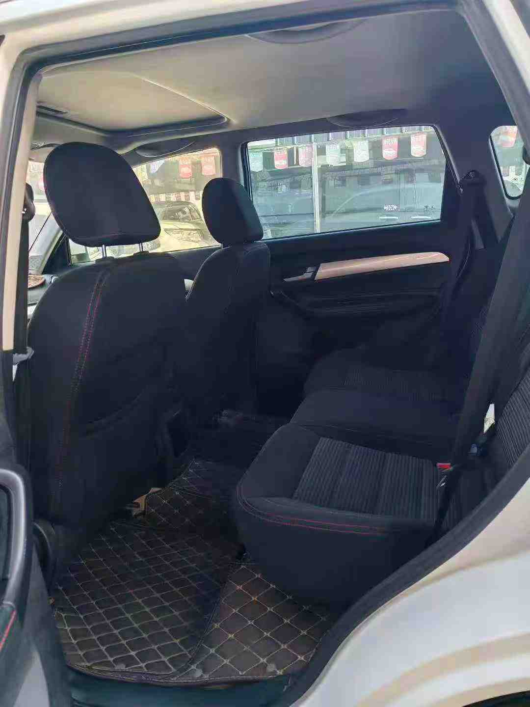 凯翼 凯翼X3 2016 汽车图片 #6