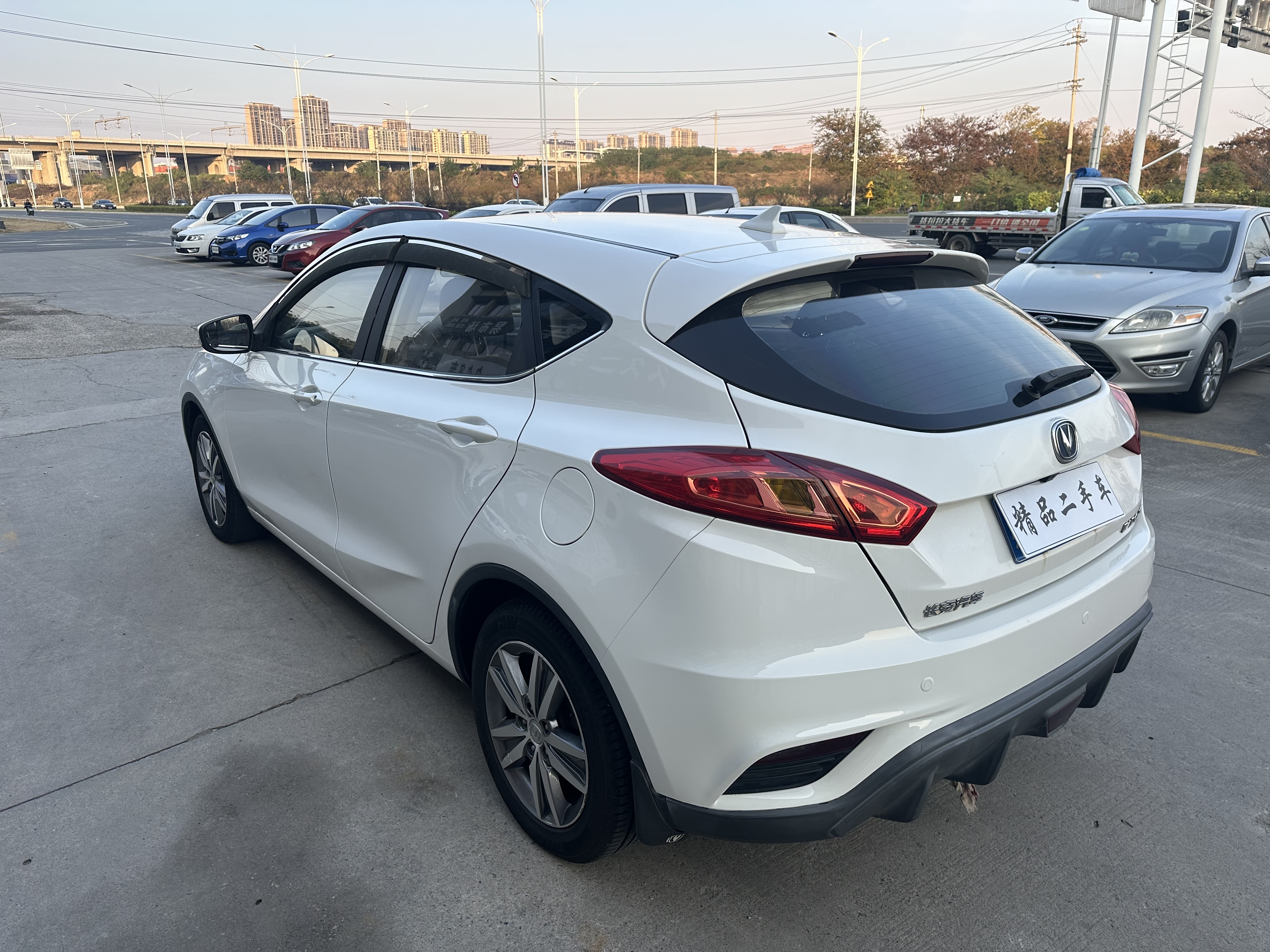 Changan Eado XT 2017 изображение автомобиля #6