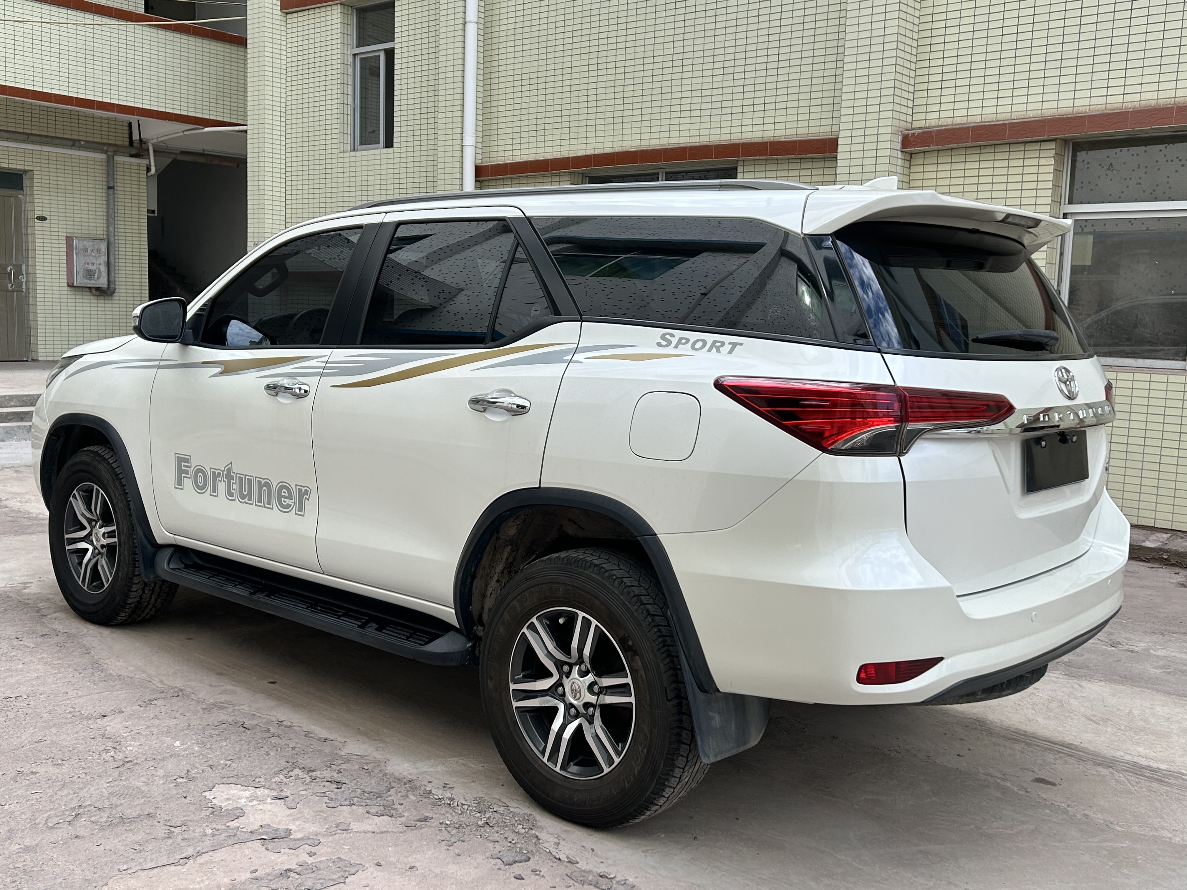 Toyota Fortuner 2017 #6 Toyota Fortuner 2017 immagine di auto #6