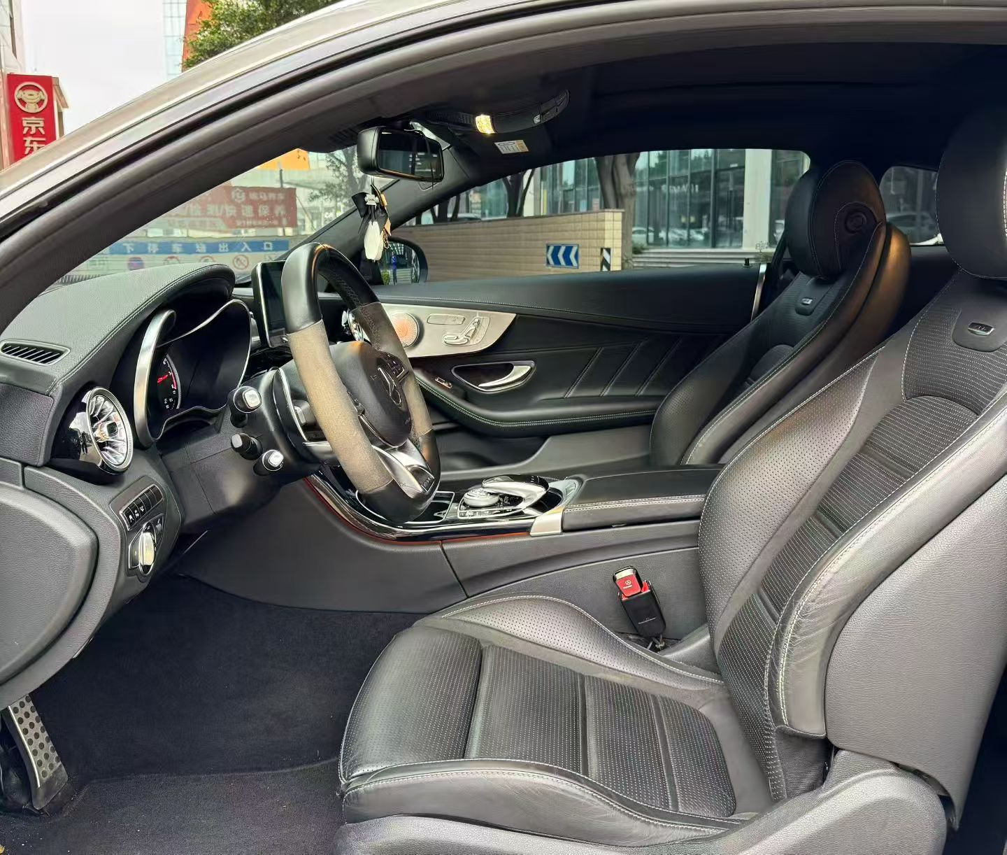 奔驰 奔驰C级AMG 2018 汽车图片 #6