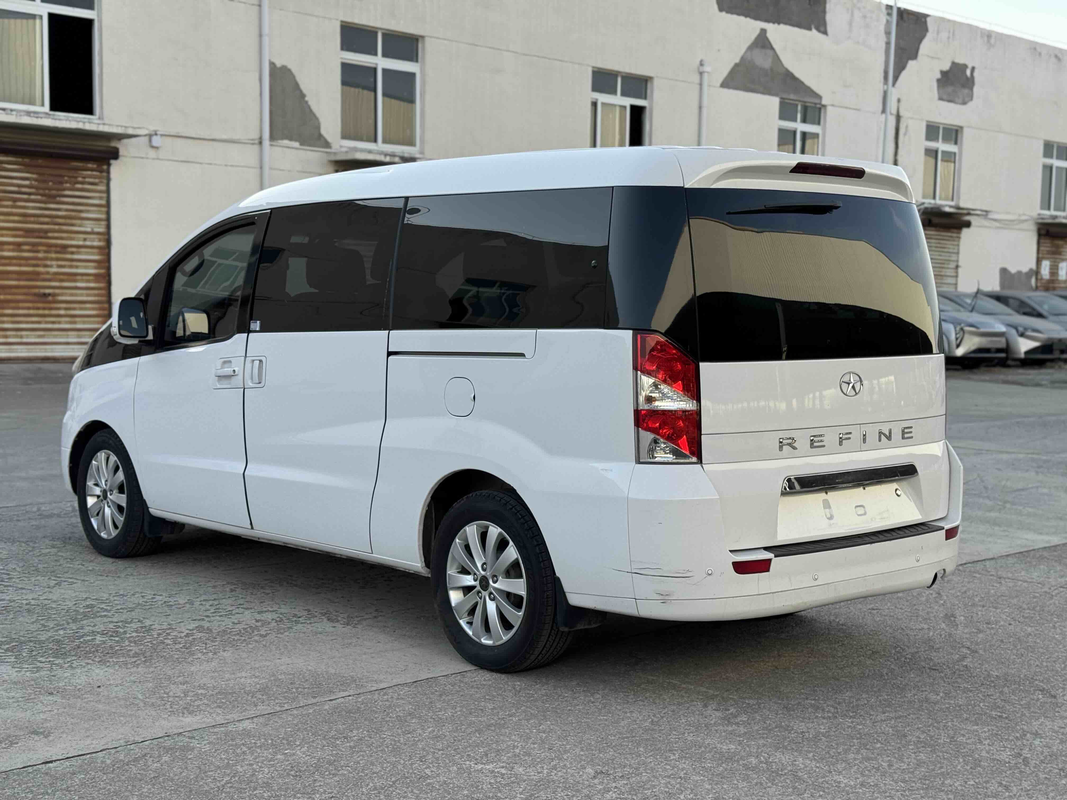 JAC 2015 #6 JAC 2015 car image #6