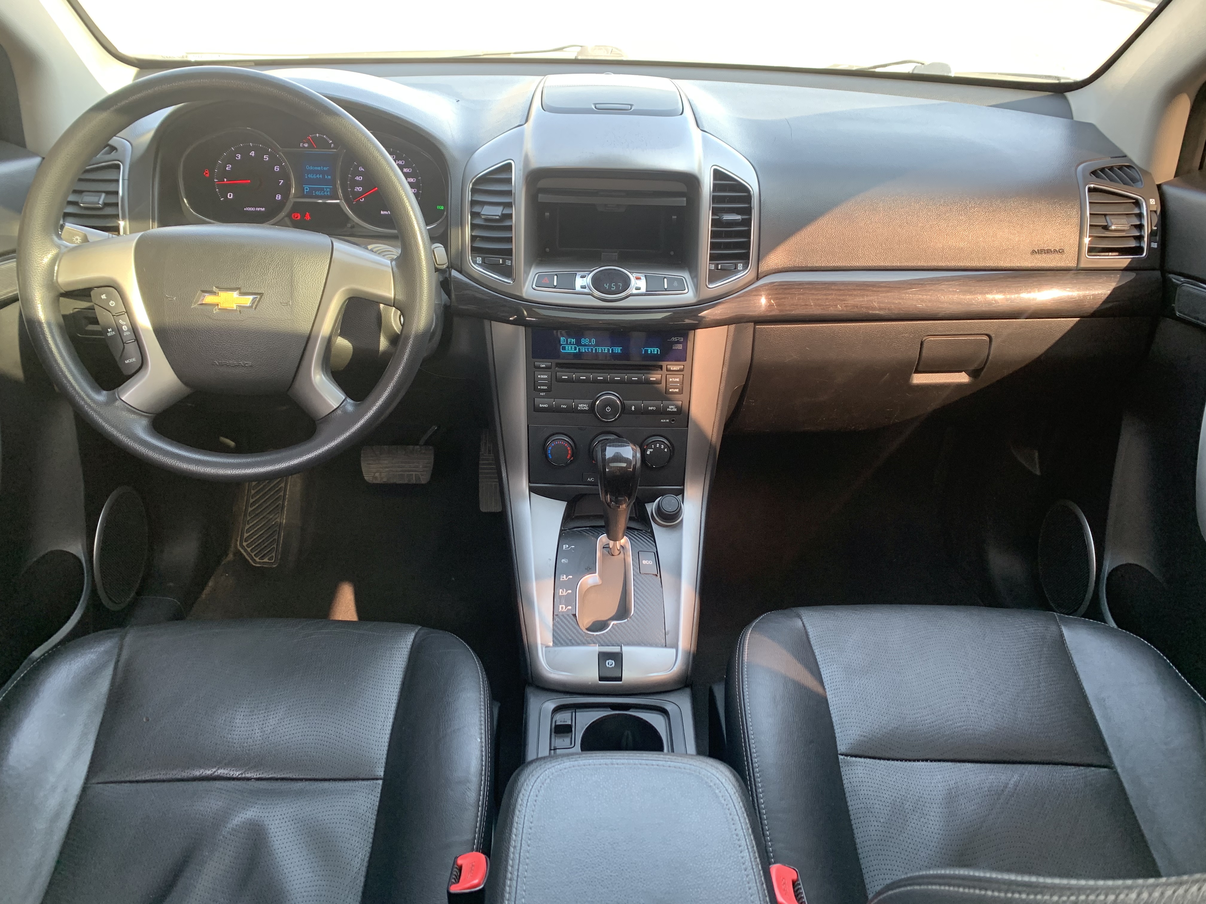 Chevrolet Captiva 2016 car image #6