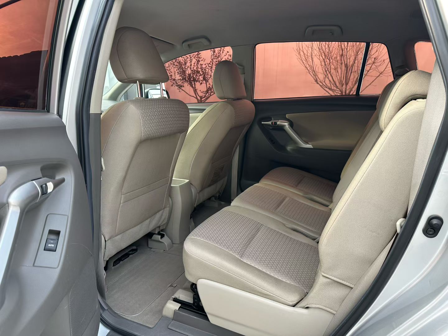 Toyota Verso 2012 car image #6