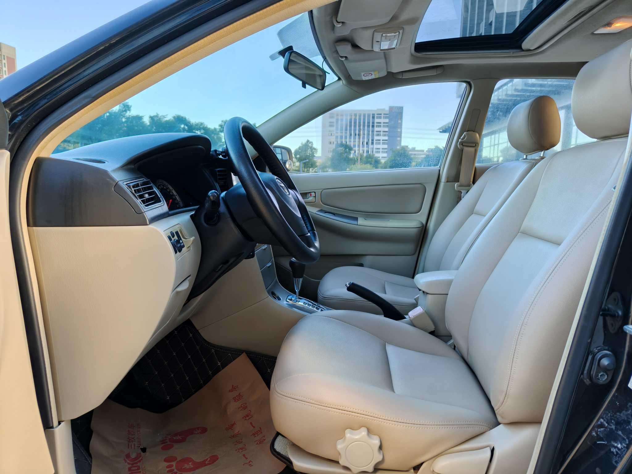 Toyota Corolla (Classic) 2013 car image #6