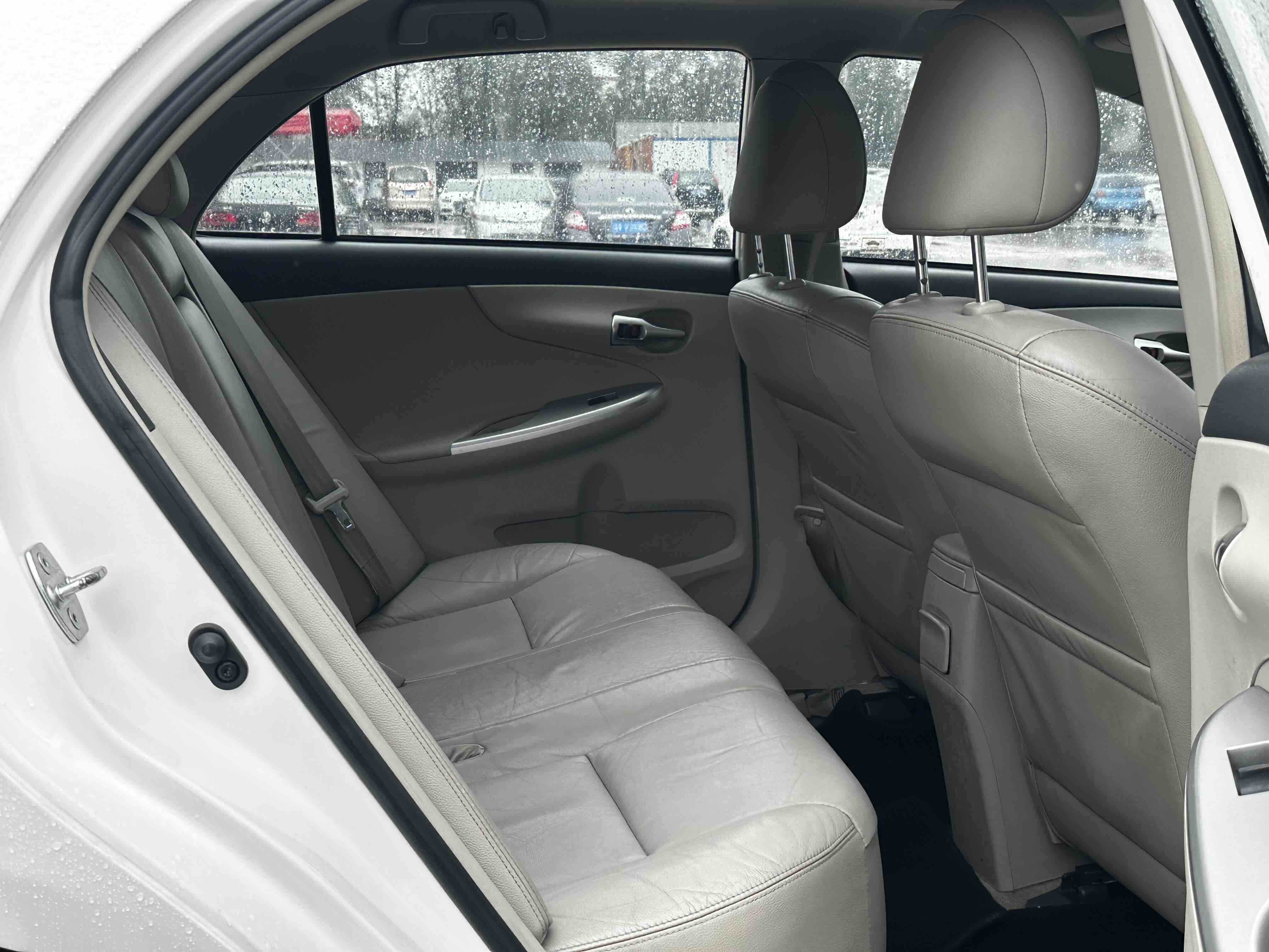 Toyota Corolla 2014 car image #6