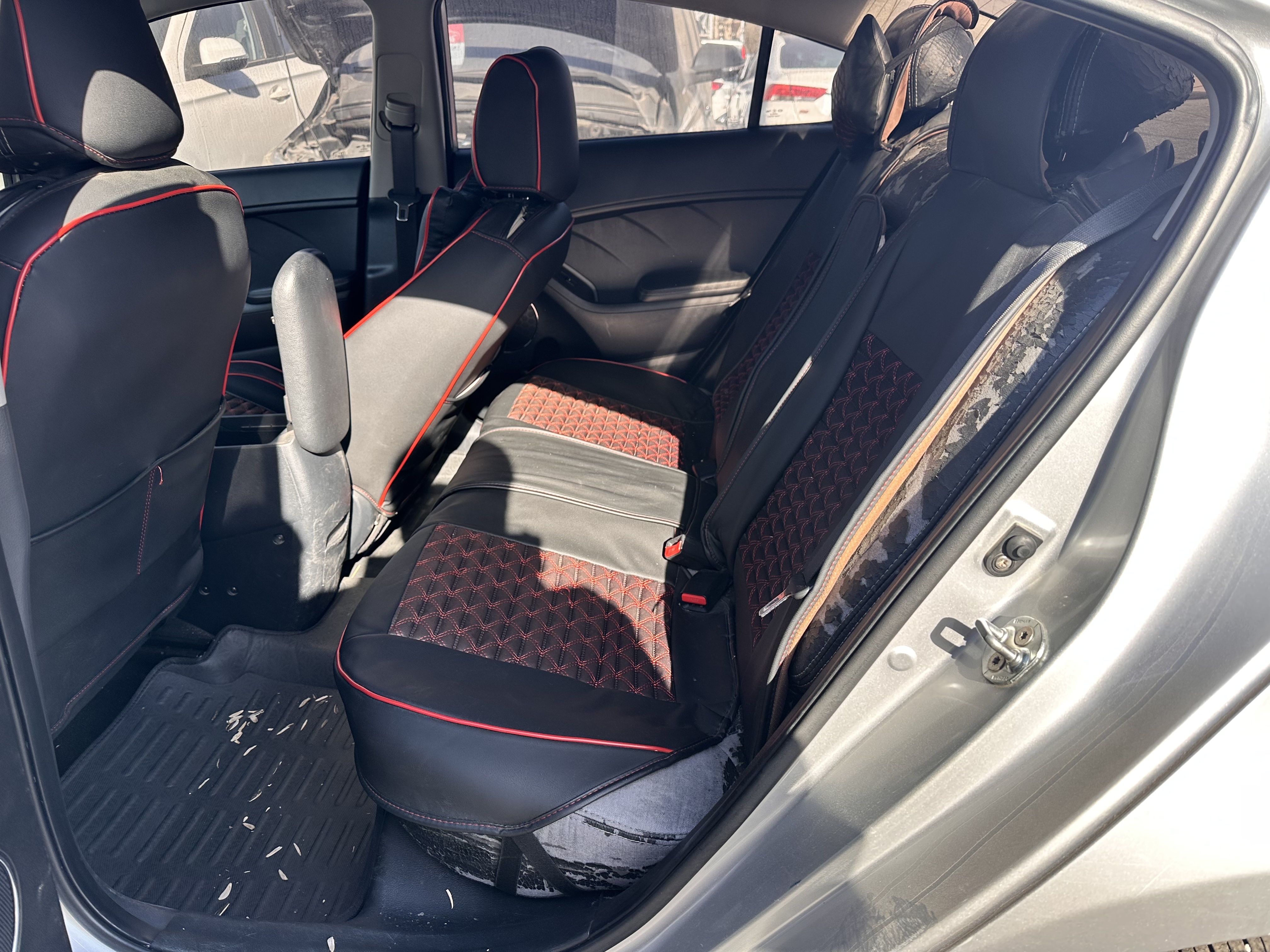 起亚 起亚K3 2013 汽车图片 #6