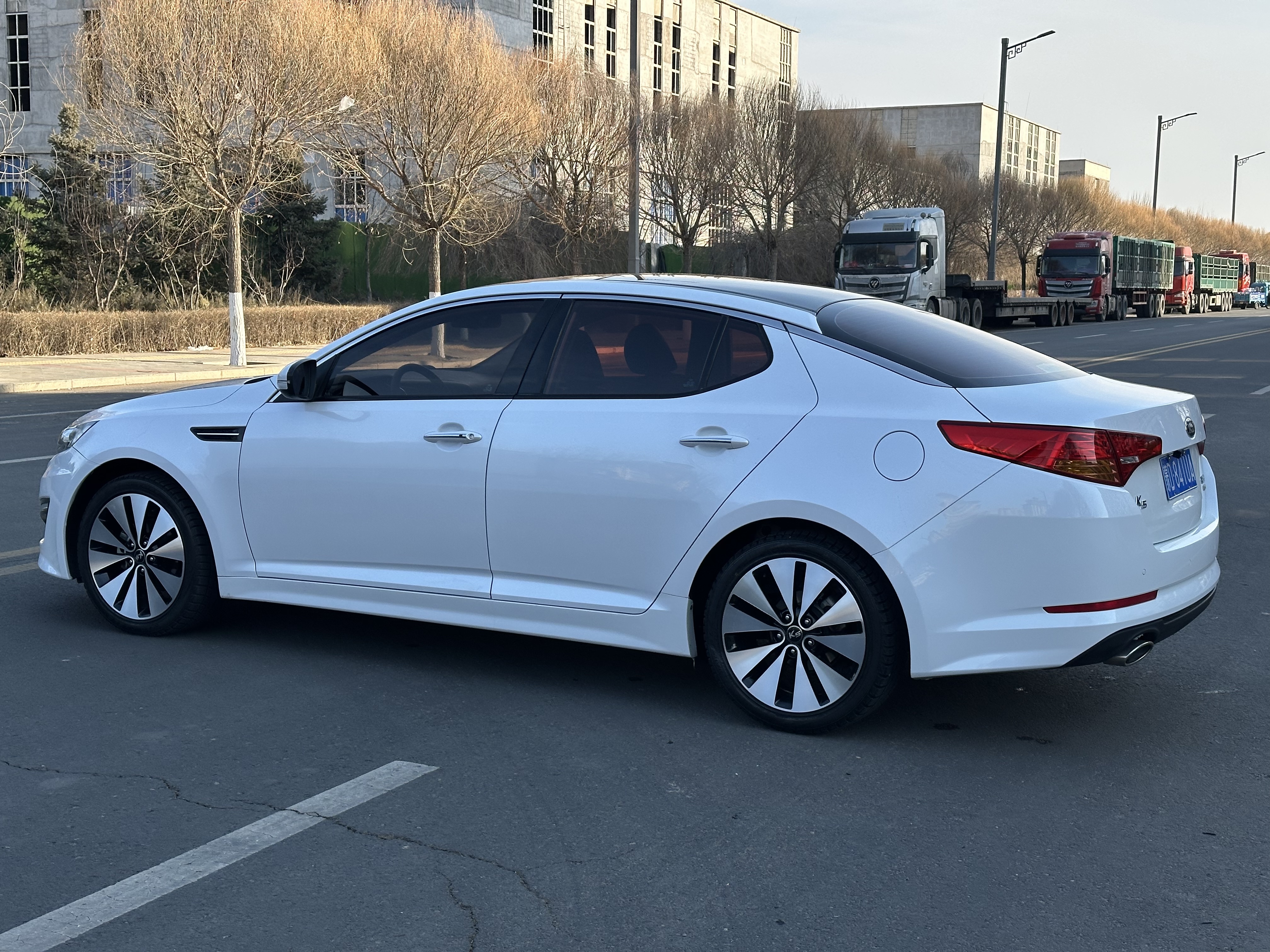 起亚 起亚K5 2013 汽车图片 #6