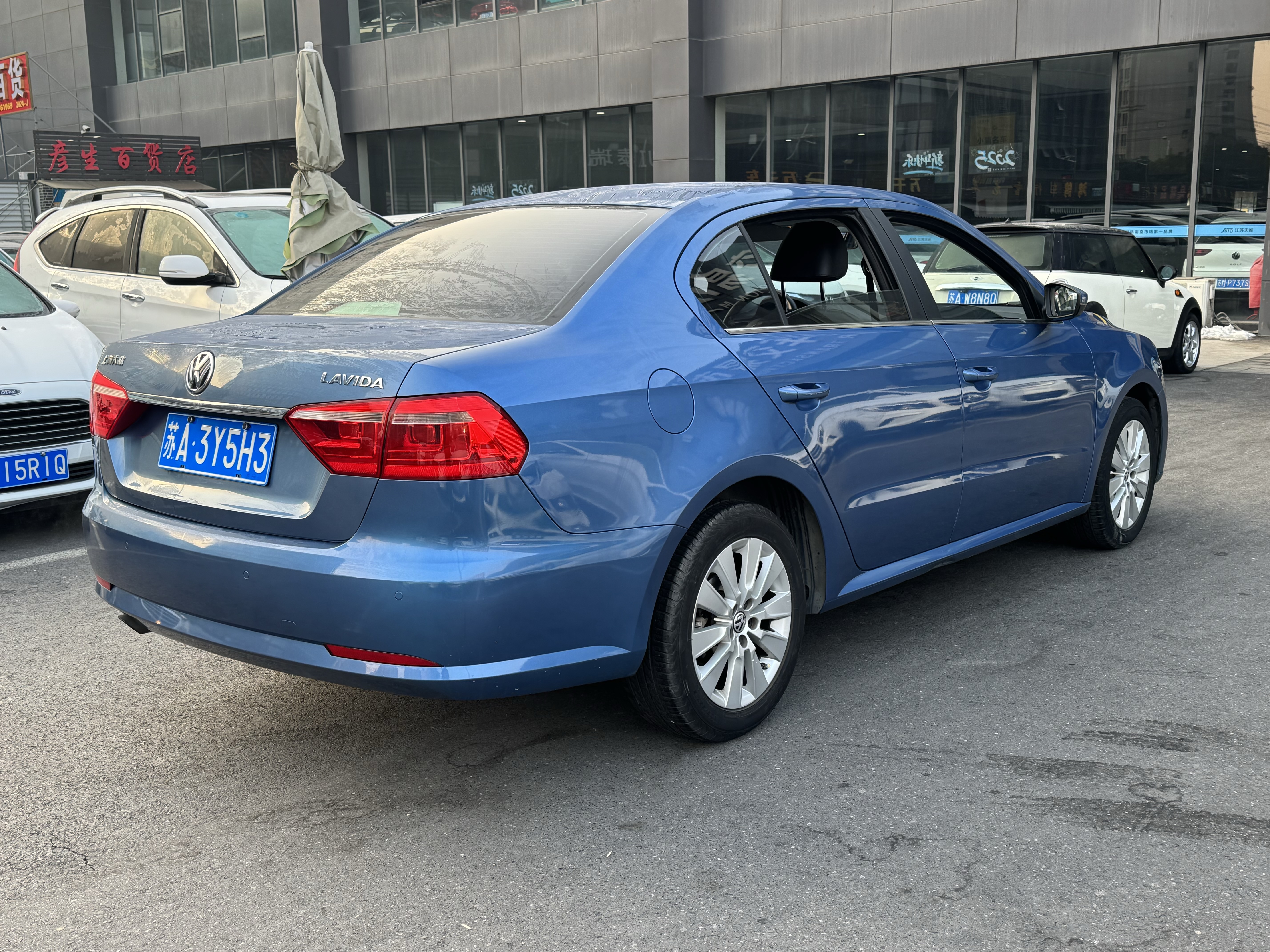 Volkswagen Lavida 2013 car image #6