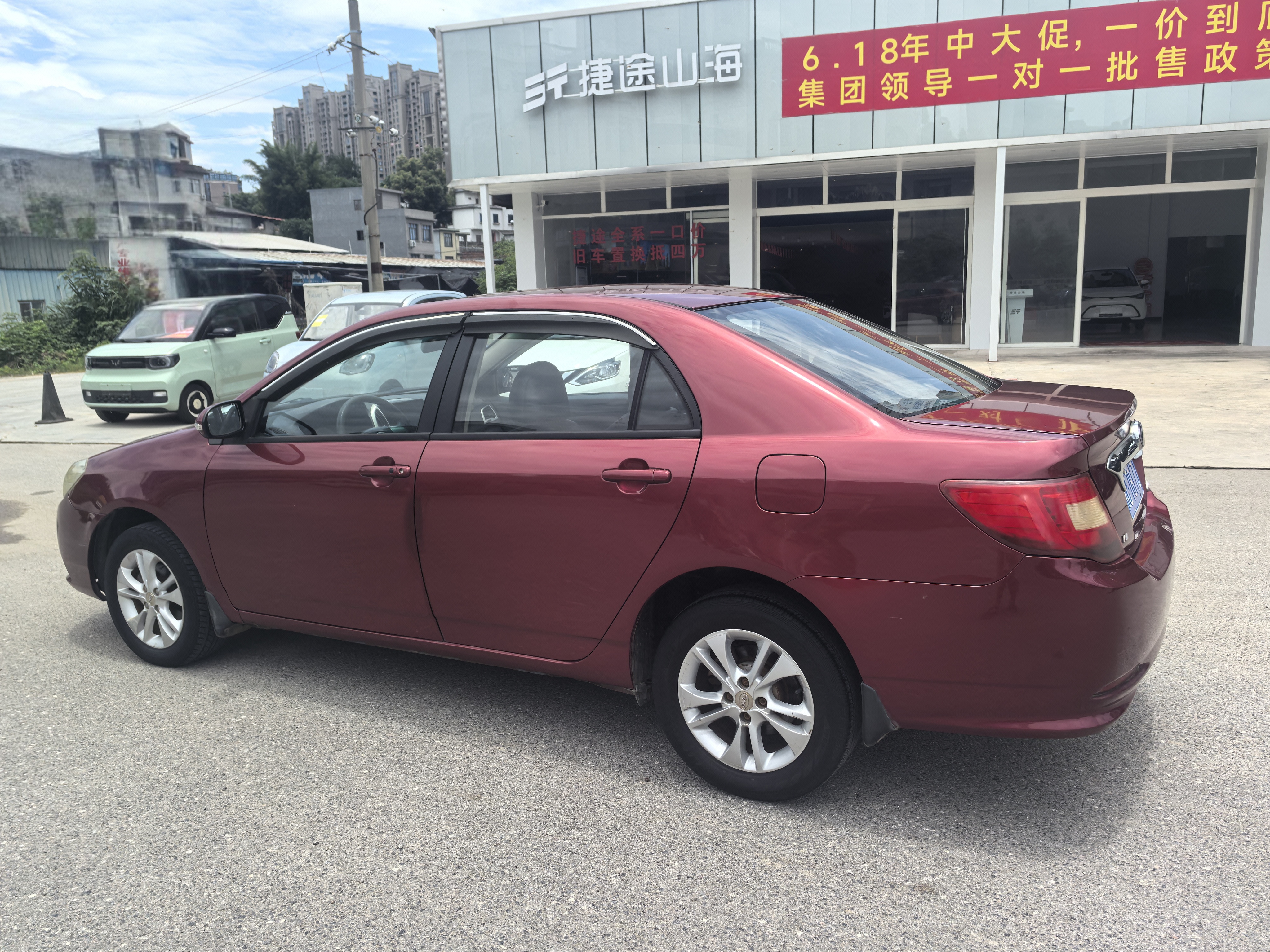 BYD L3 2015 car image #6