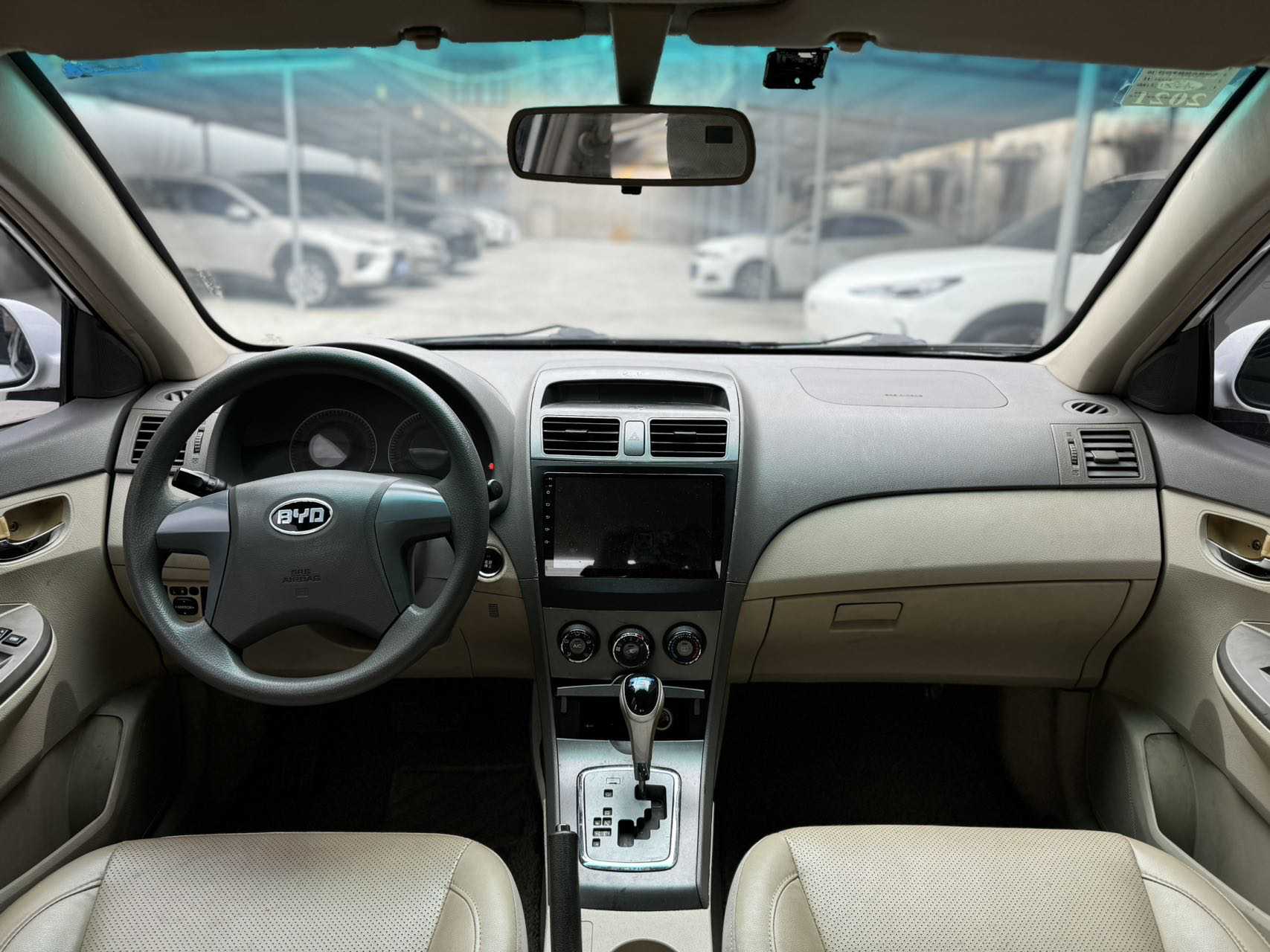 BYD L3 2013 car image #6