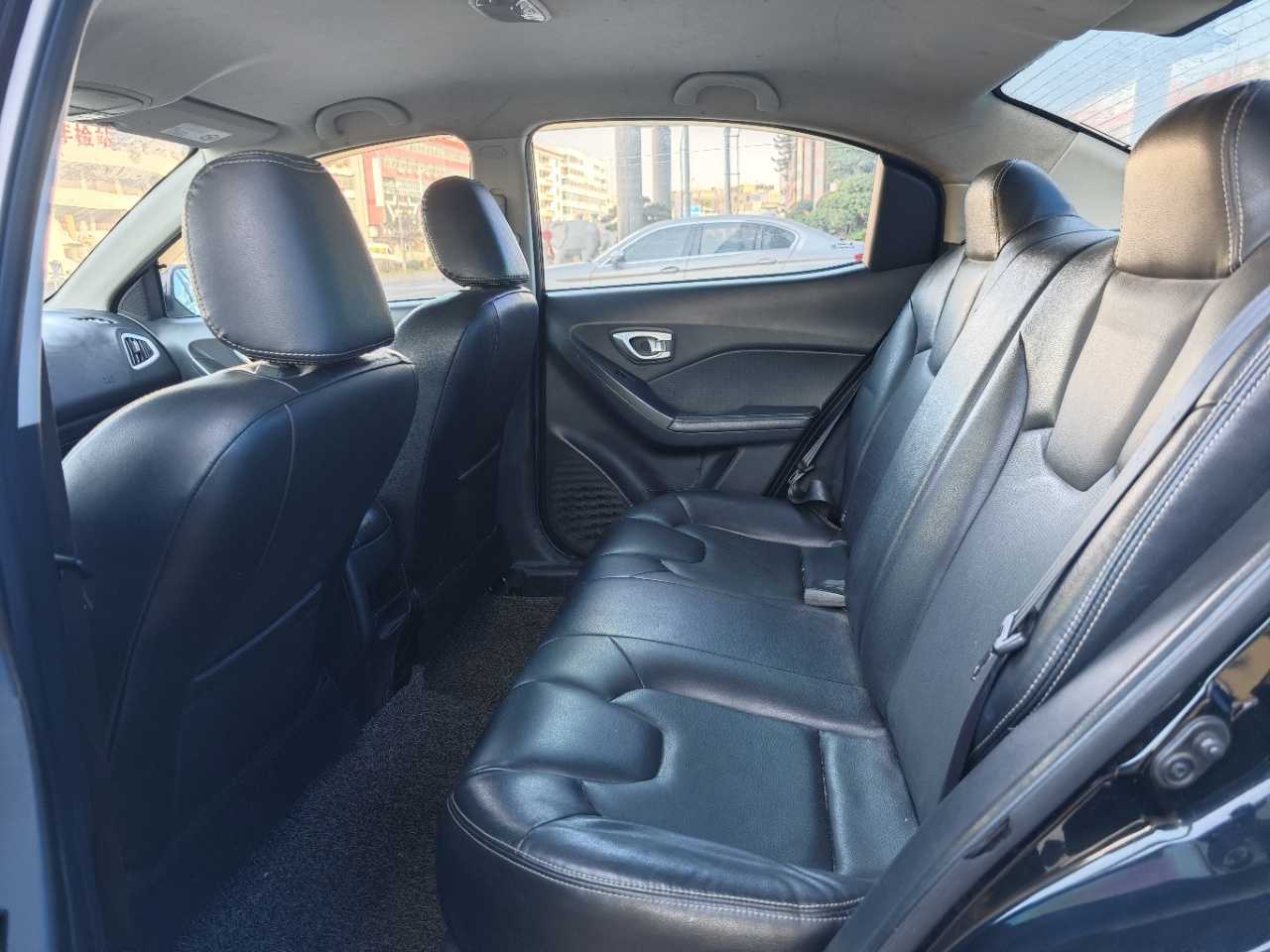 GAC Trumpchi GA3 2014 #6 GAC Trumpchi GA3 2014 car image #6