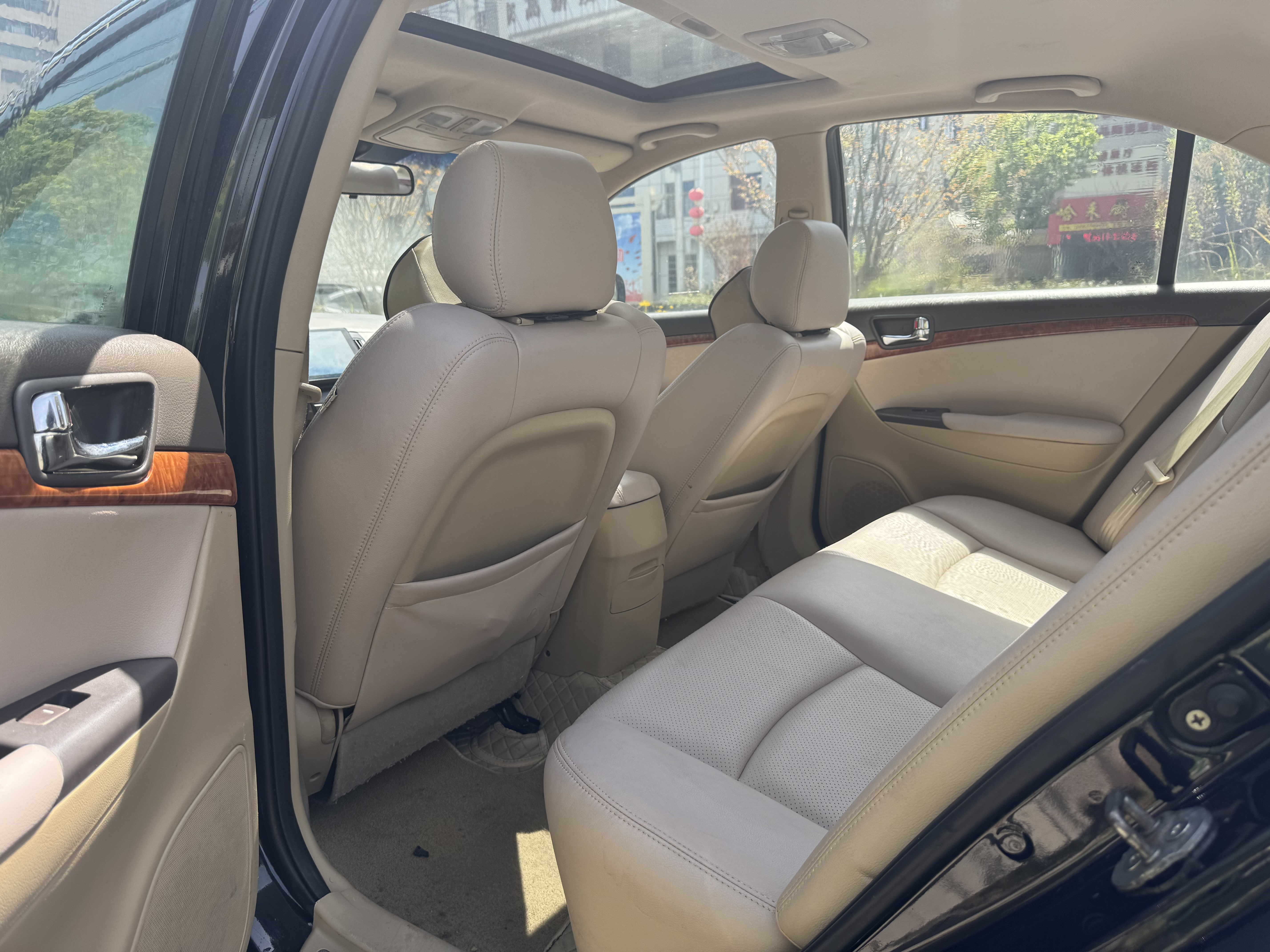 Hyundai Sonata NFC 2011 immagine di auto #6