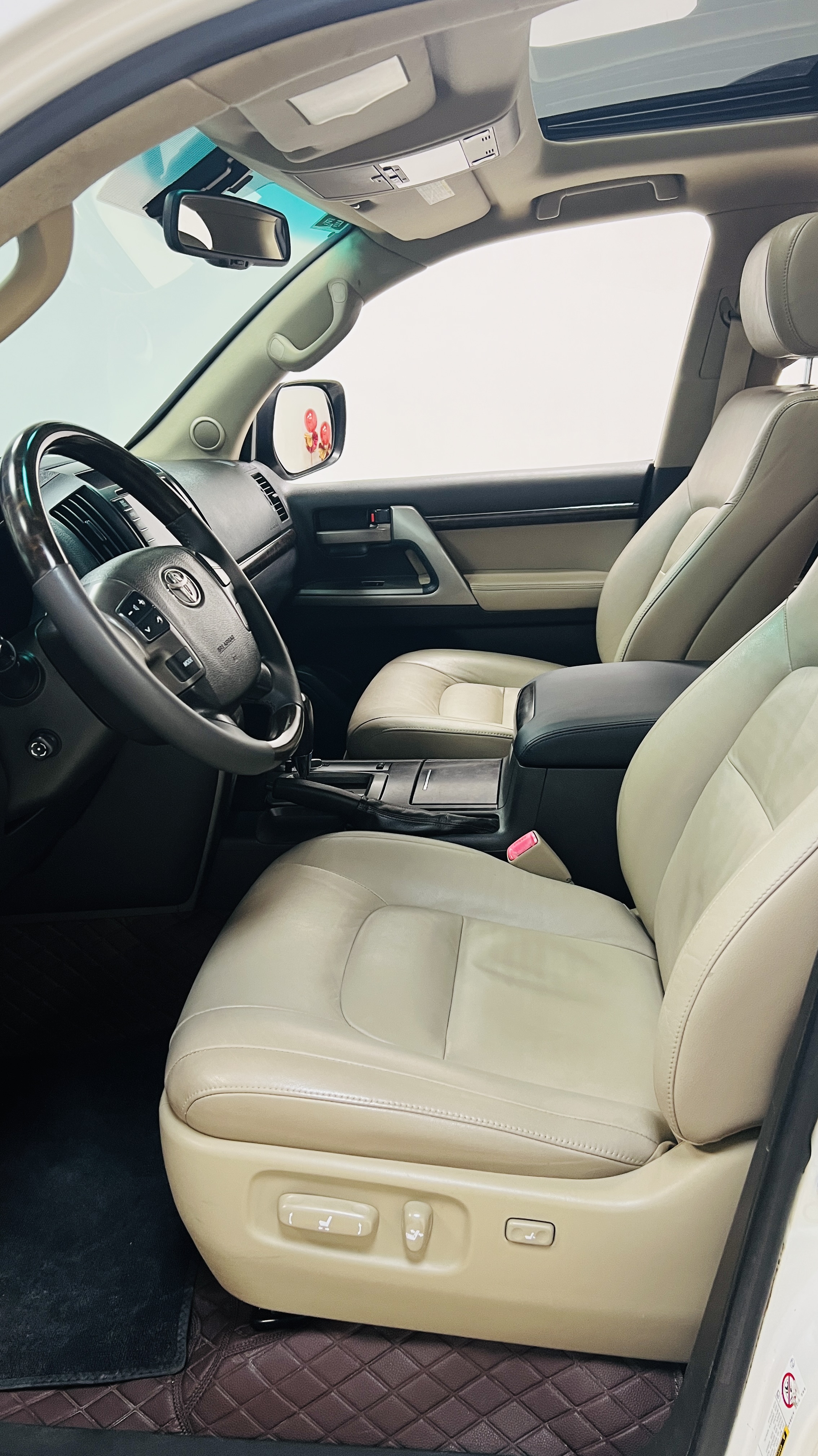 丰田 兰德酷路泽 2009 汽车图片 #6