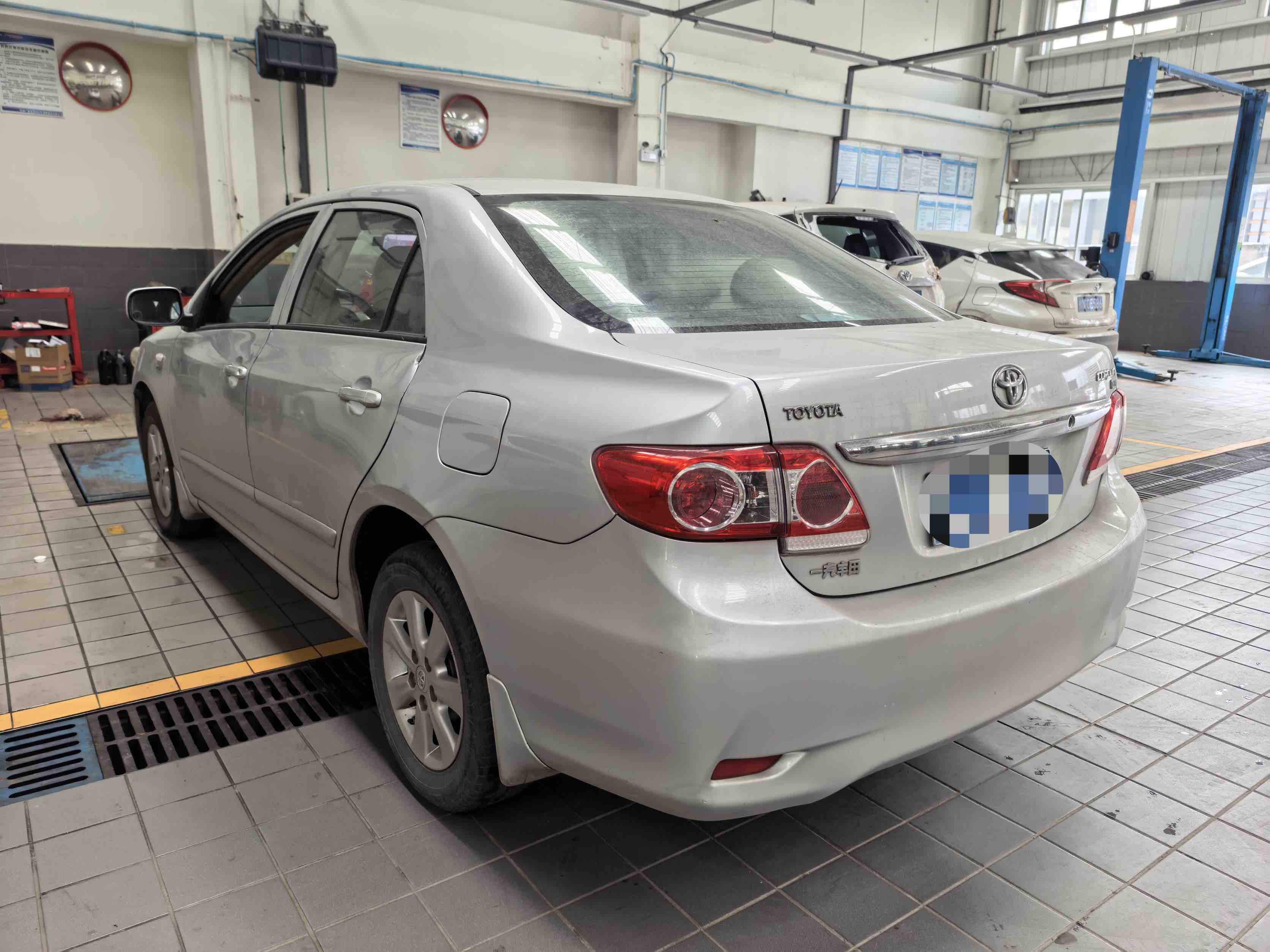 Toyota Corolla 2013 #6 Toyota Corolla 2013 car image #6