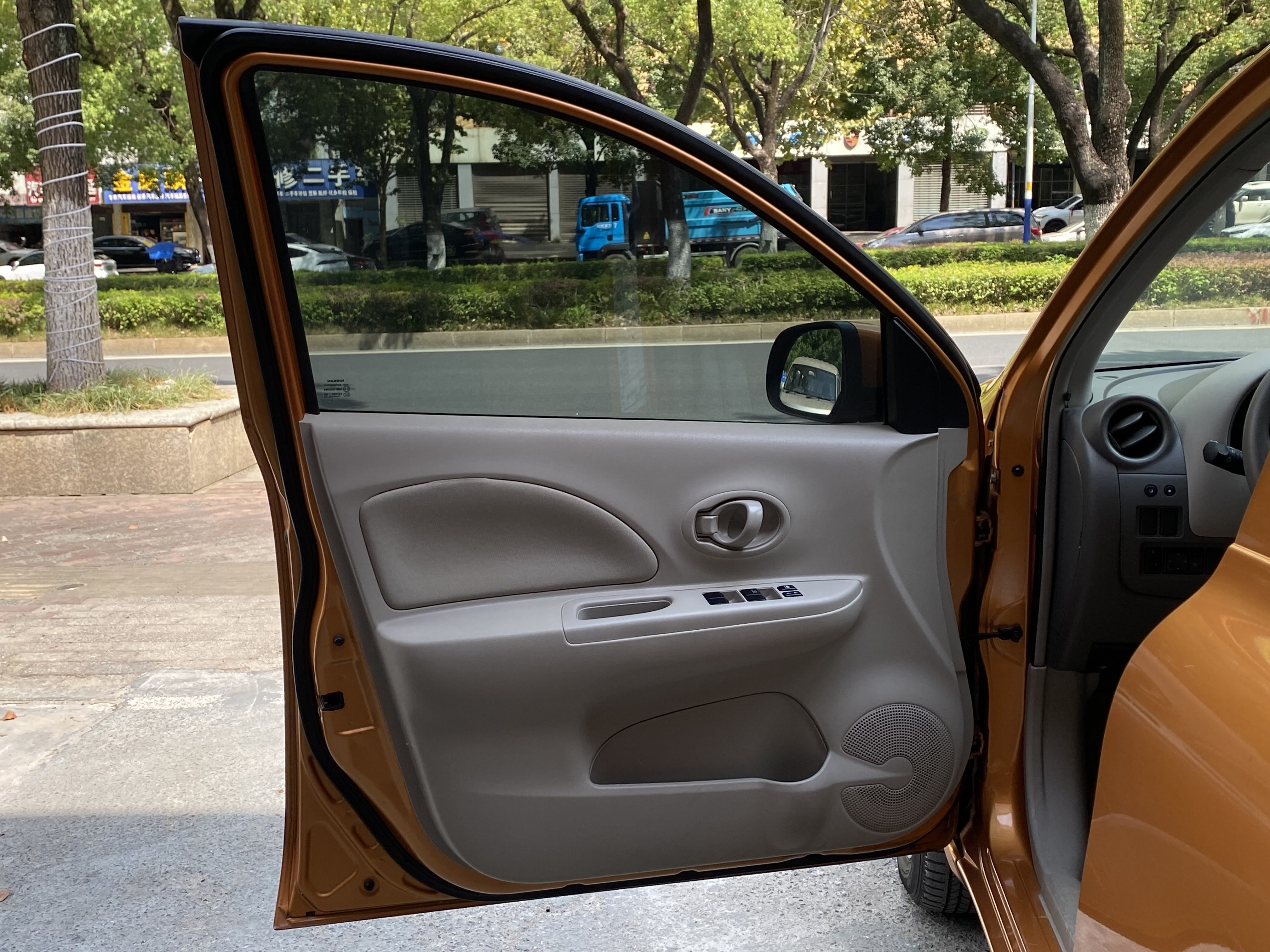 日产 玛驰 2012 汽车图片 #6