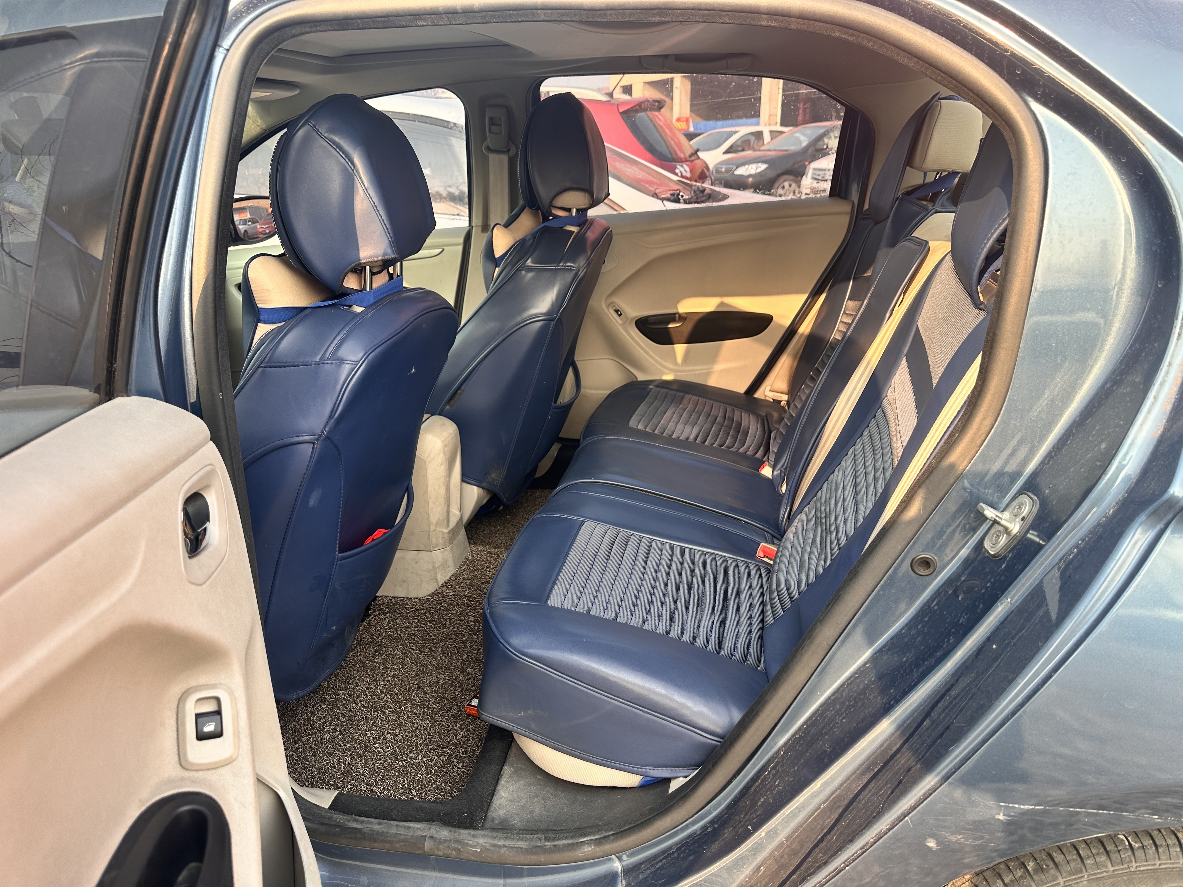 Citroen C-Elysée 2014 car image #6