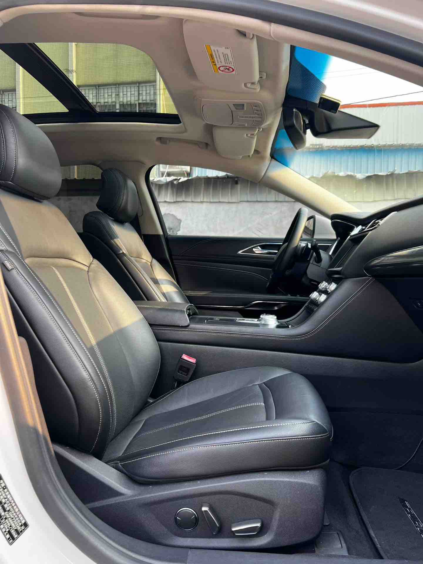 Ford Taurus 2016 car image #6