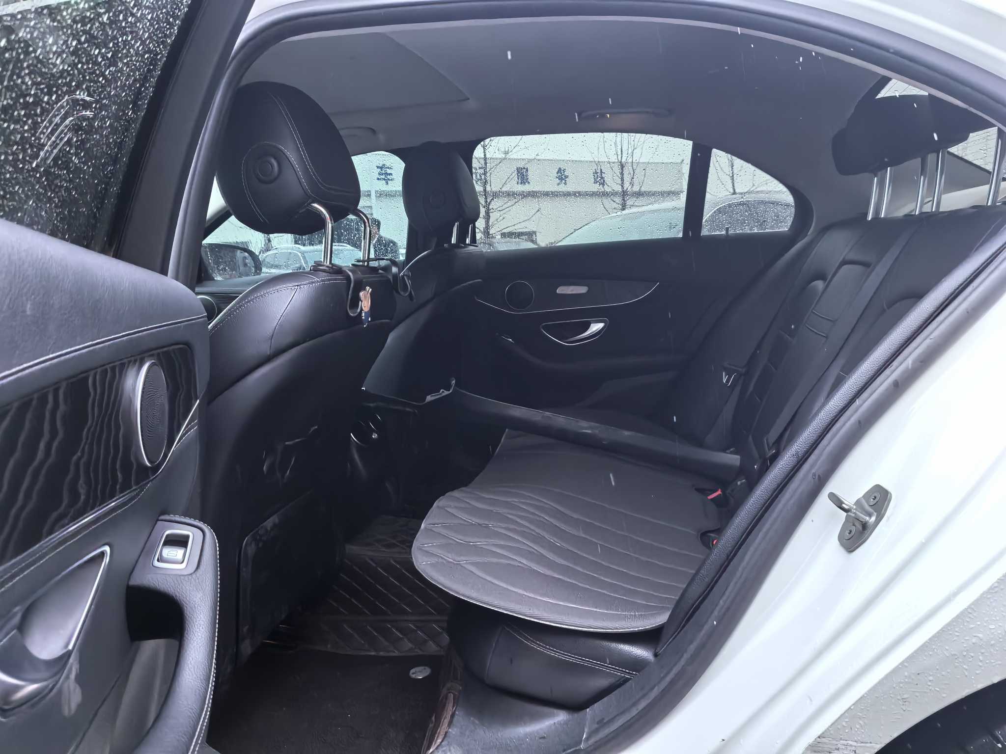 Mercedes-Benz C Class 2017 car image #6