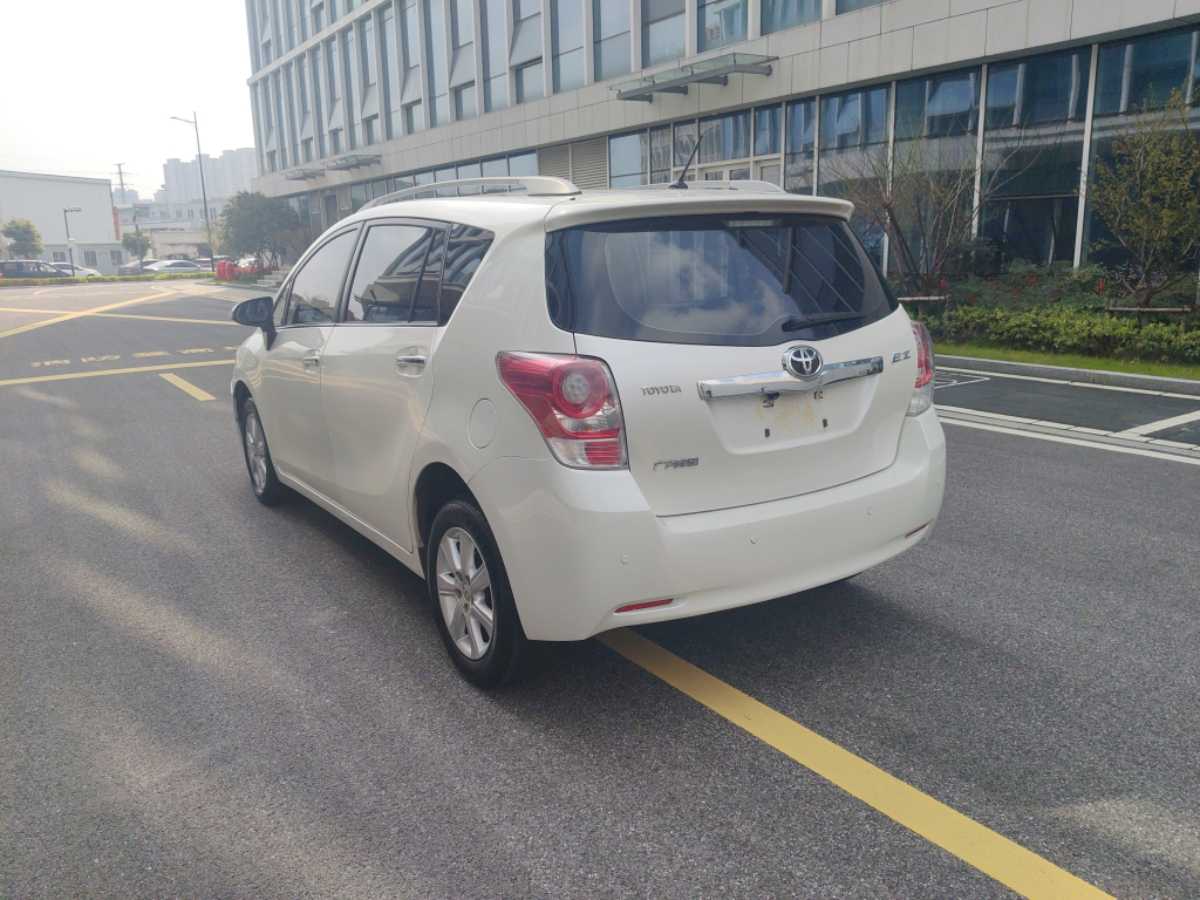 Toyota Verso 2014 immagine di auto #6