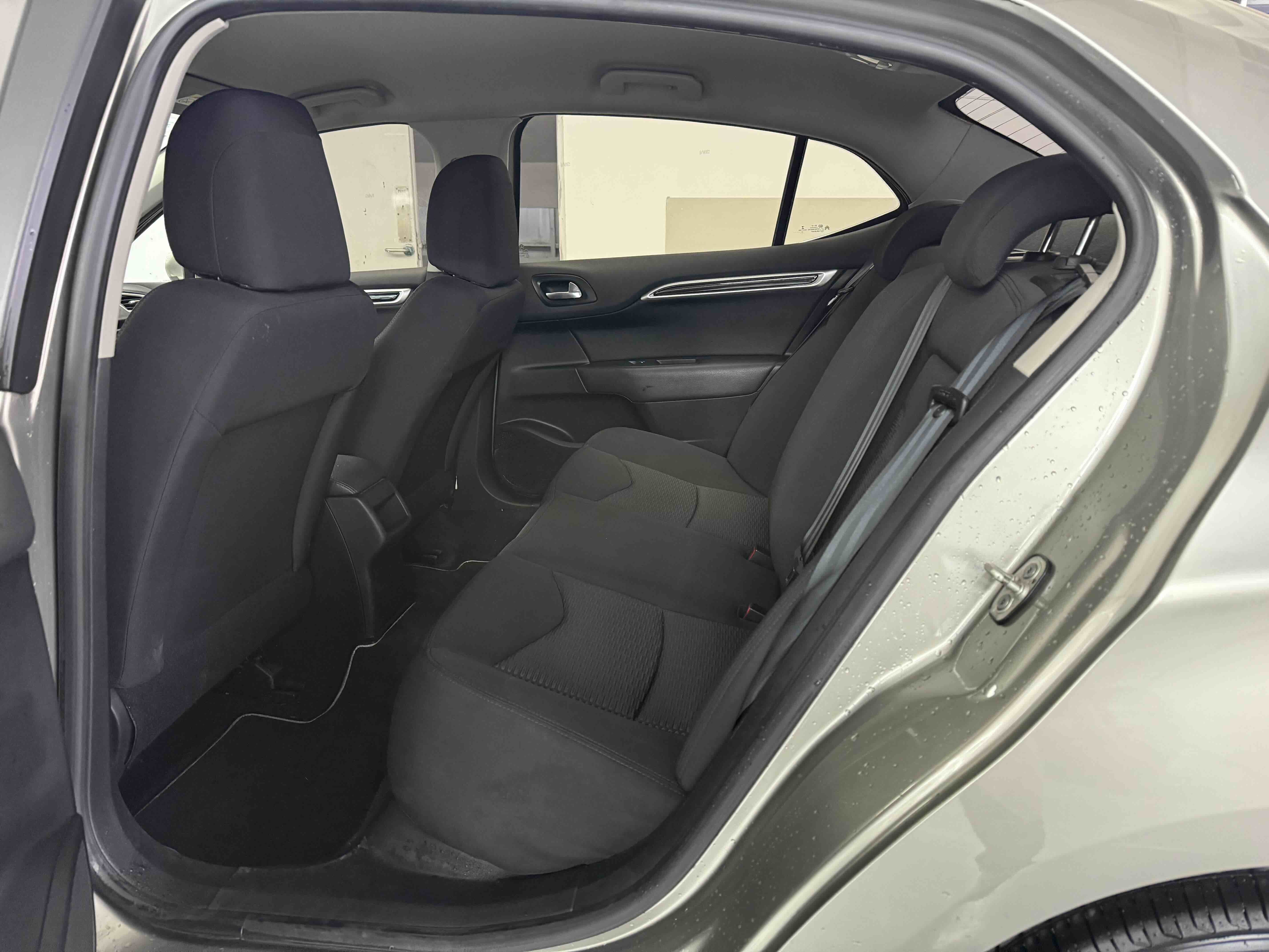 Citroen C4L 2014 car image #6