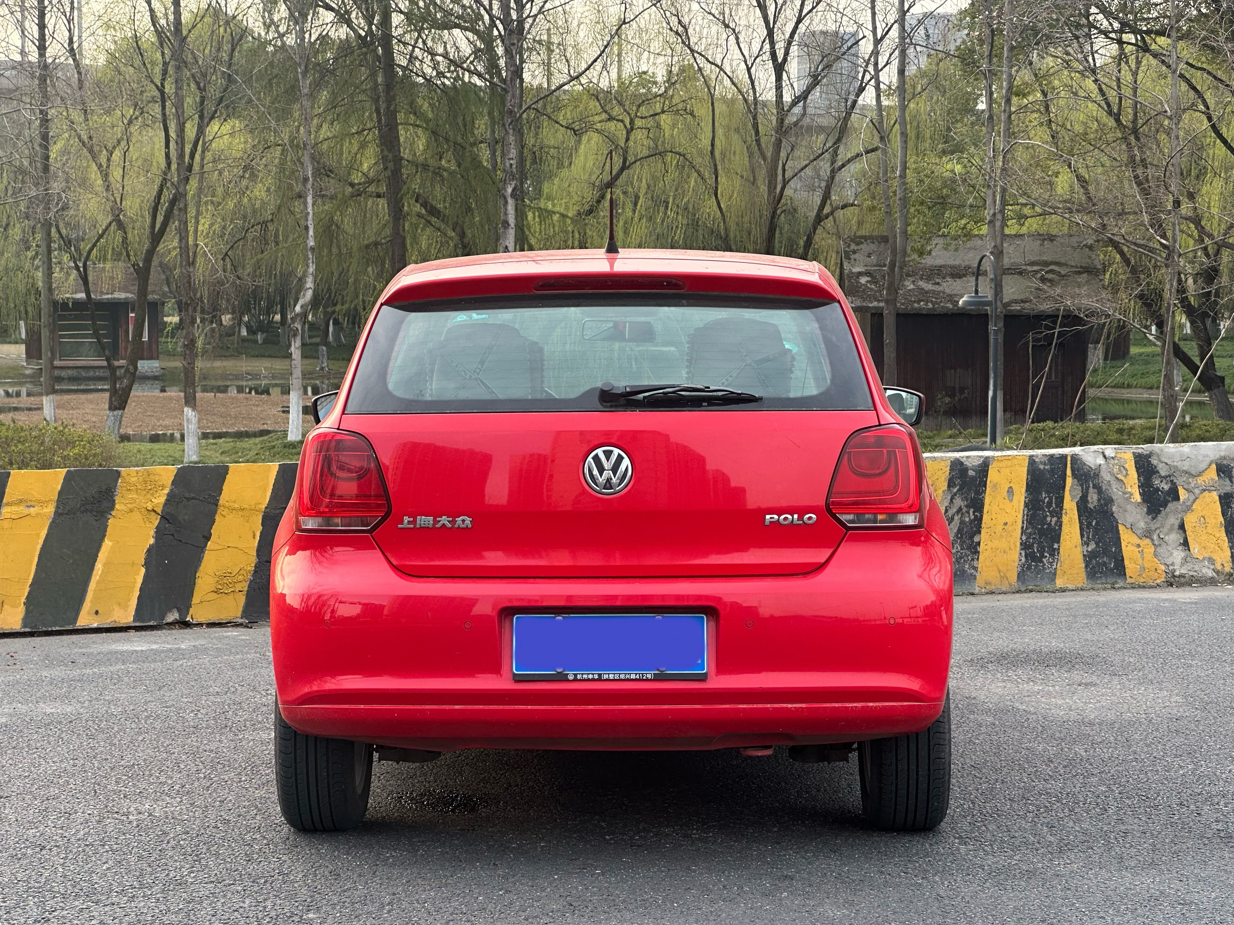 Polo 2014 car image #6
