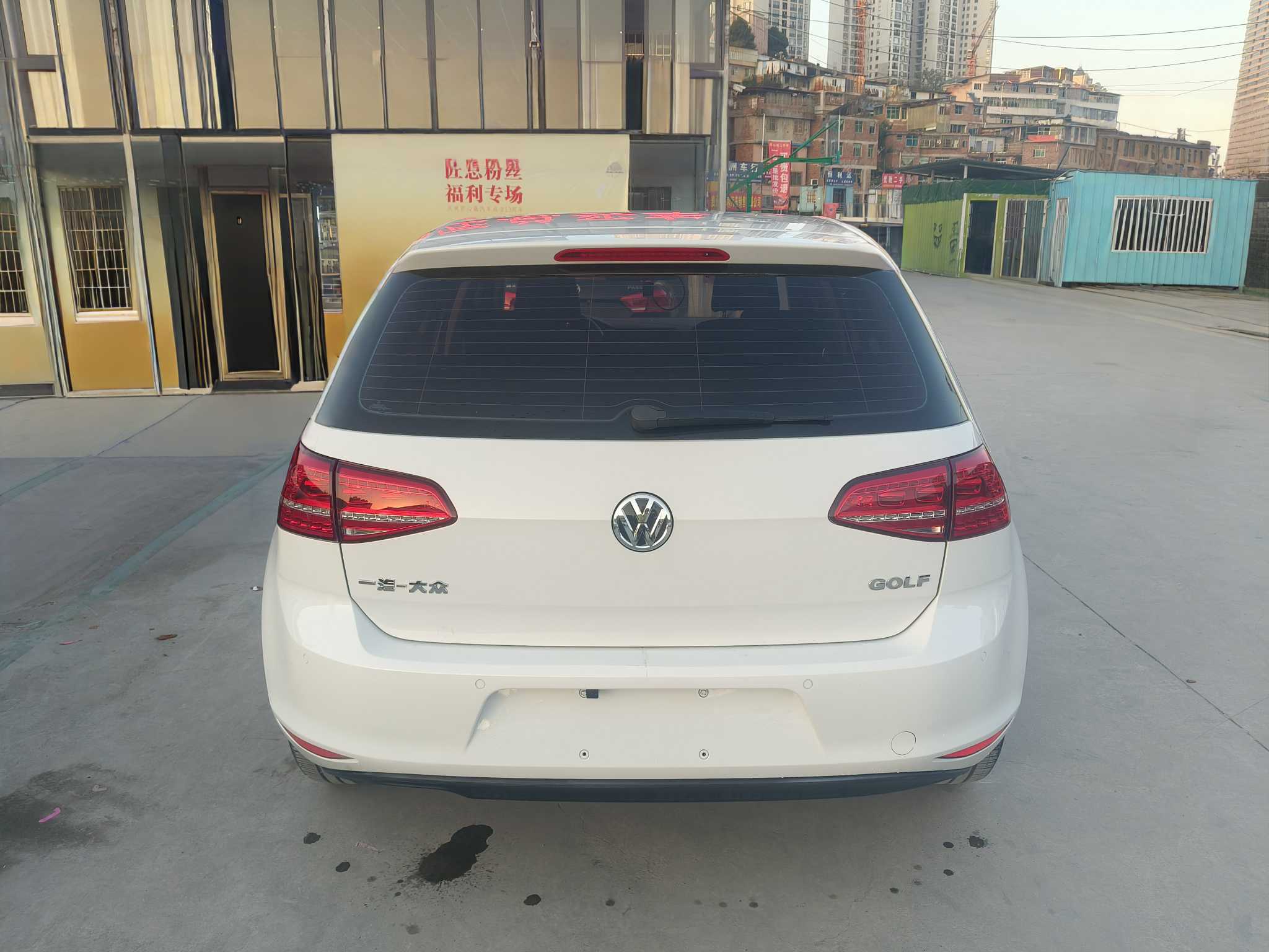 Volkswagen Golf 2015 car image #6
