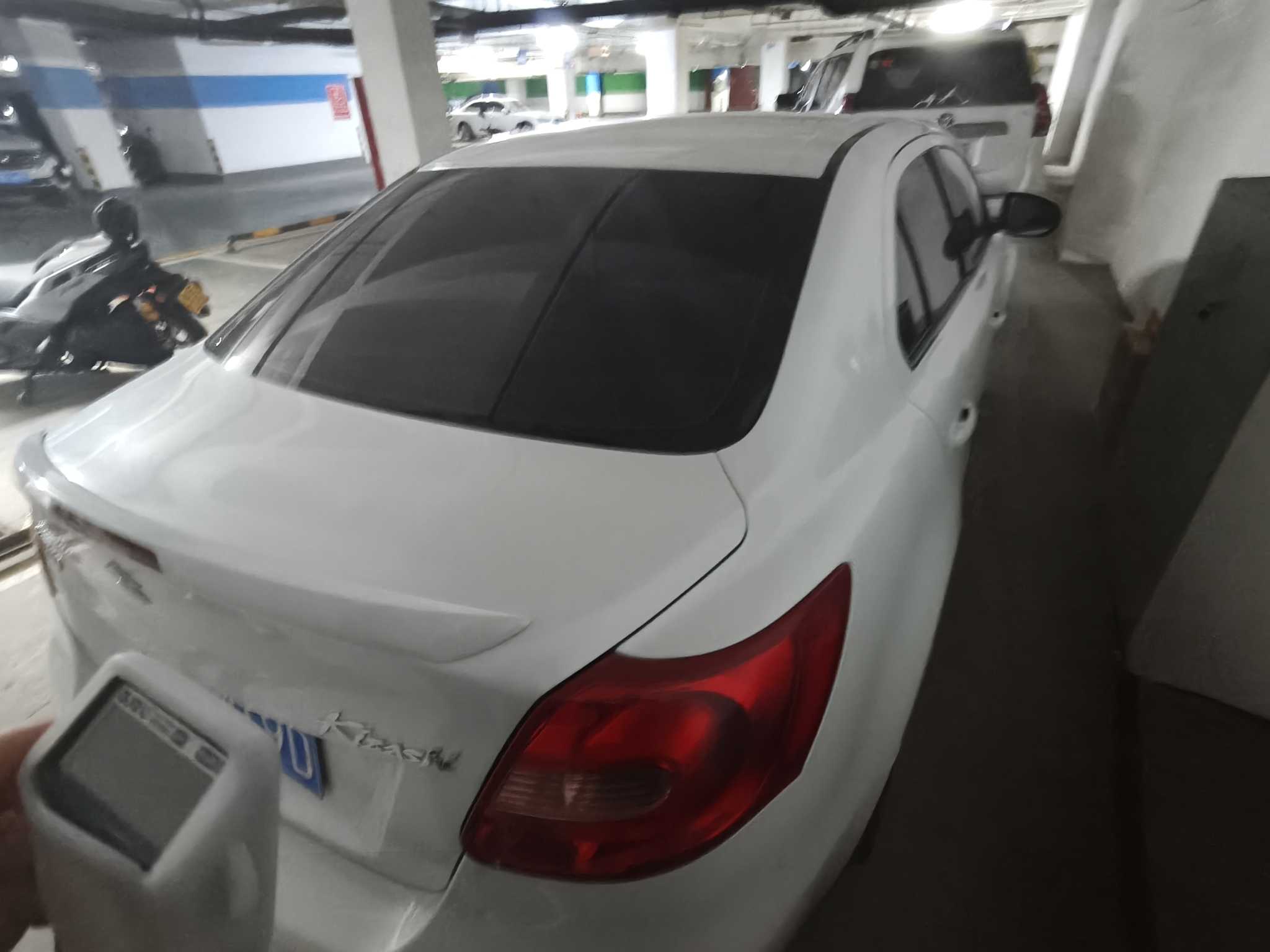 Suzuki Kizashi 2014 изображение автомобиля #6