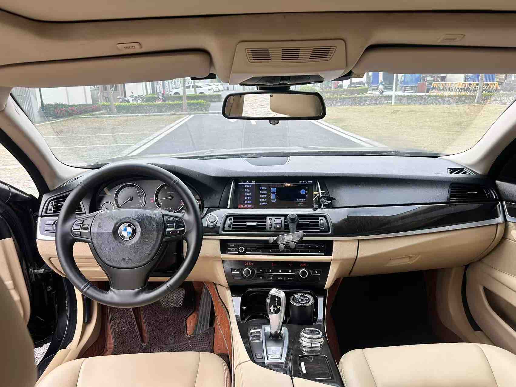 BMW 5 Series 2013 car image #6