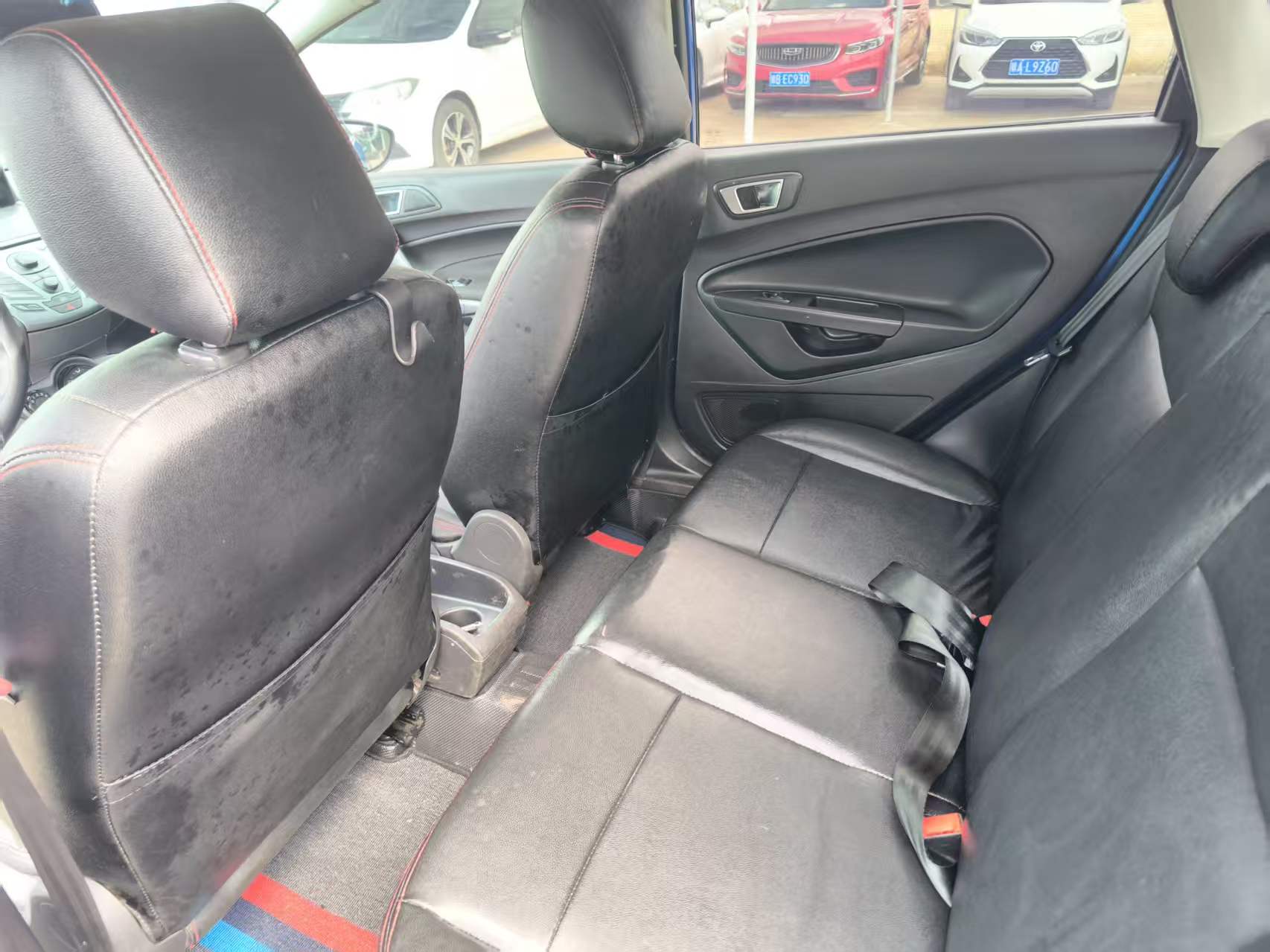 Ford Fiesta 2014 car image #6