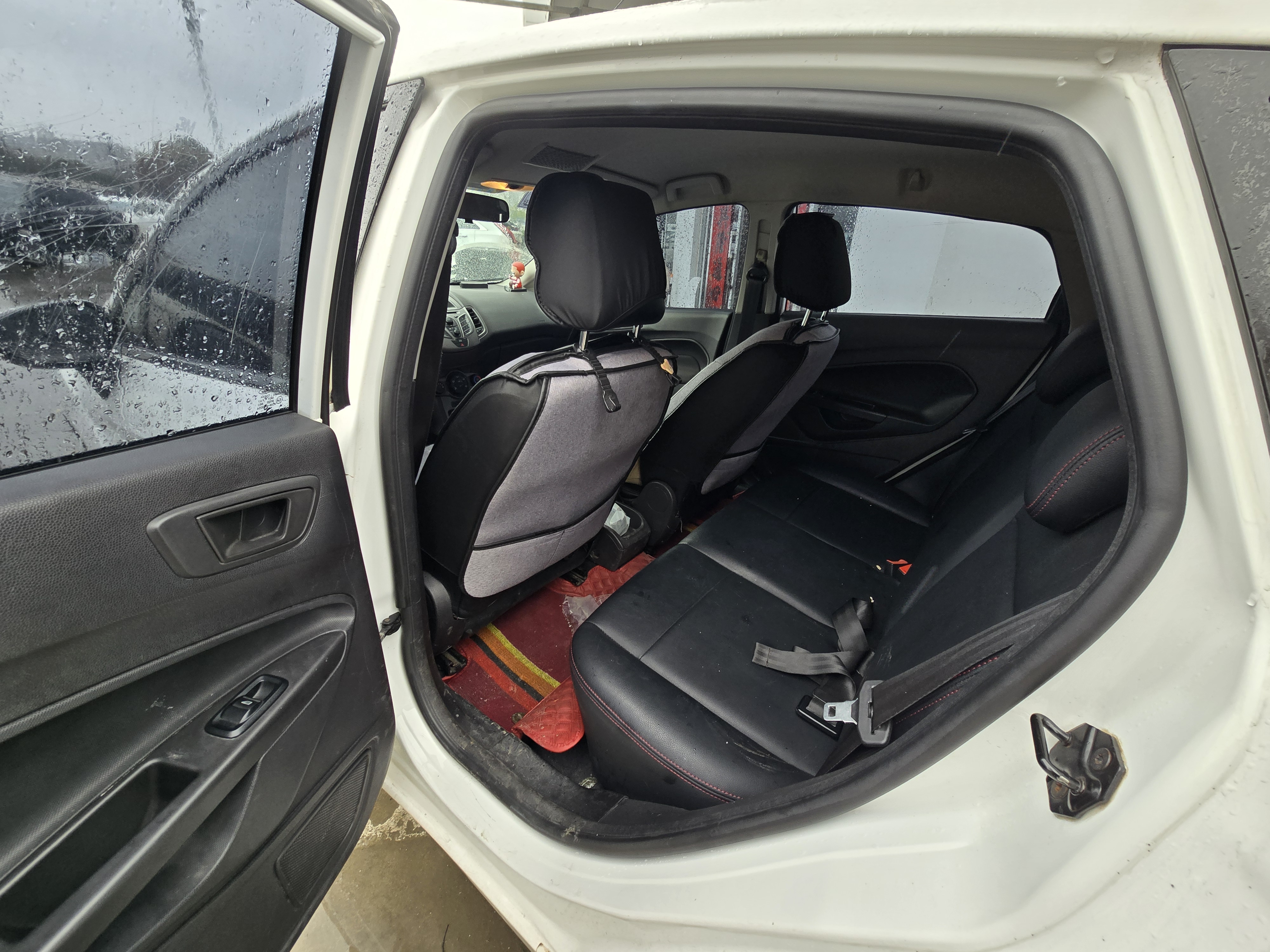 Ford Fiesta 2015 صورة سيارة #6