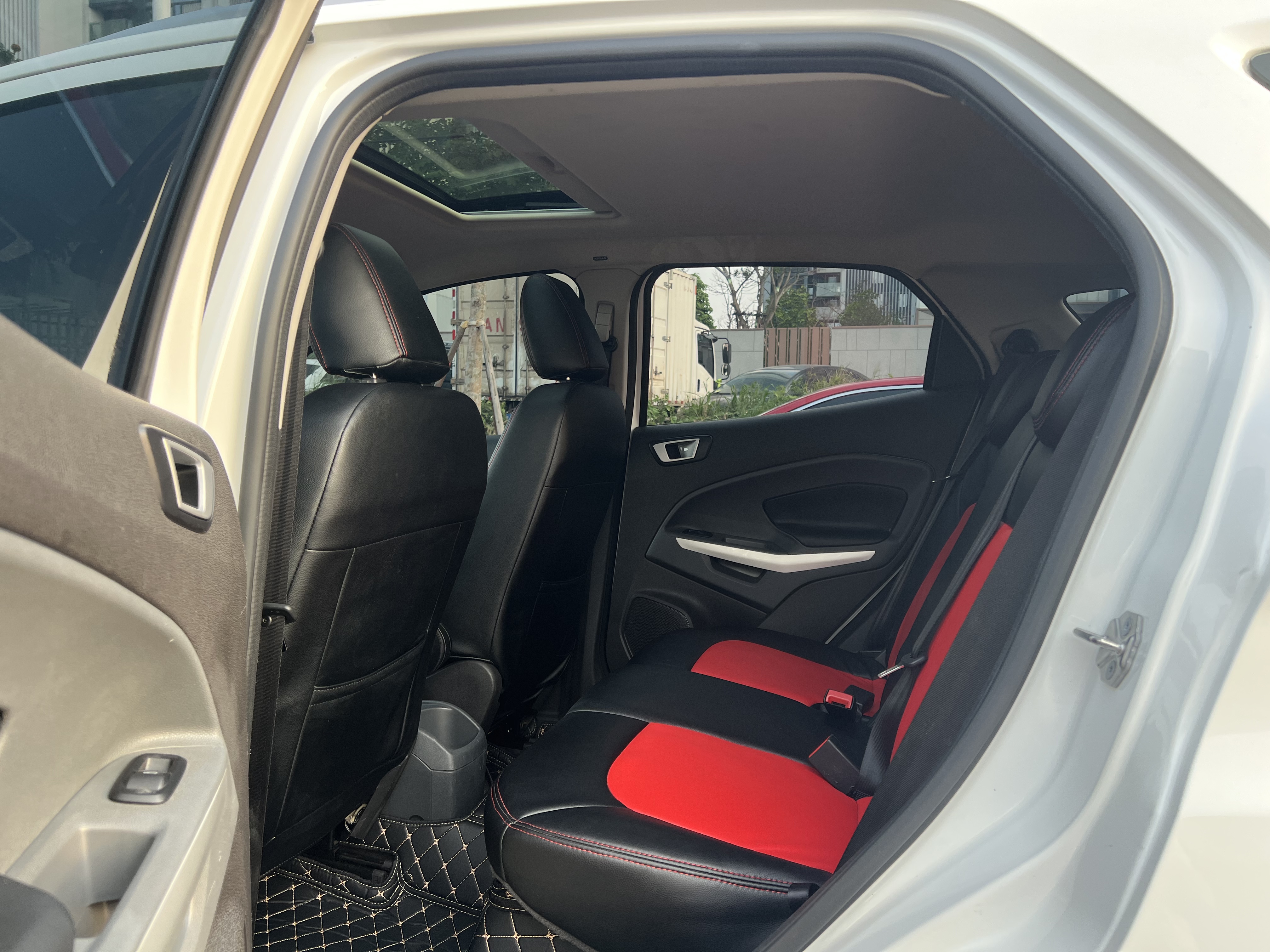 Ford EcoSport 2016 imagem de carro #6