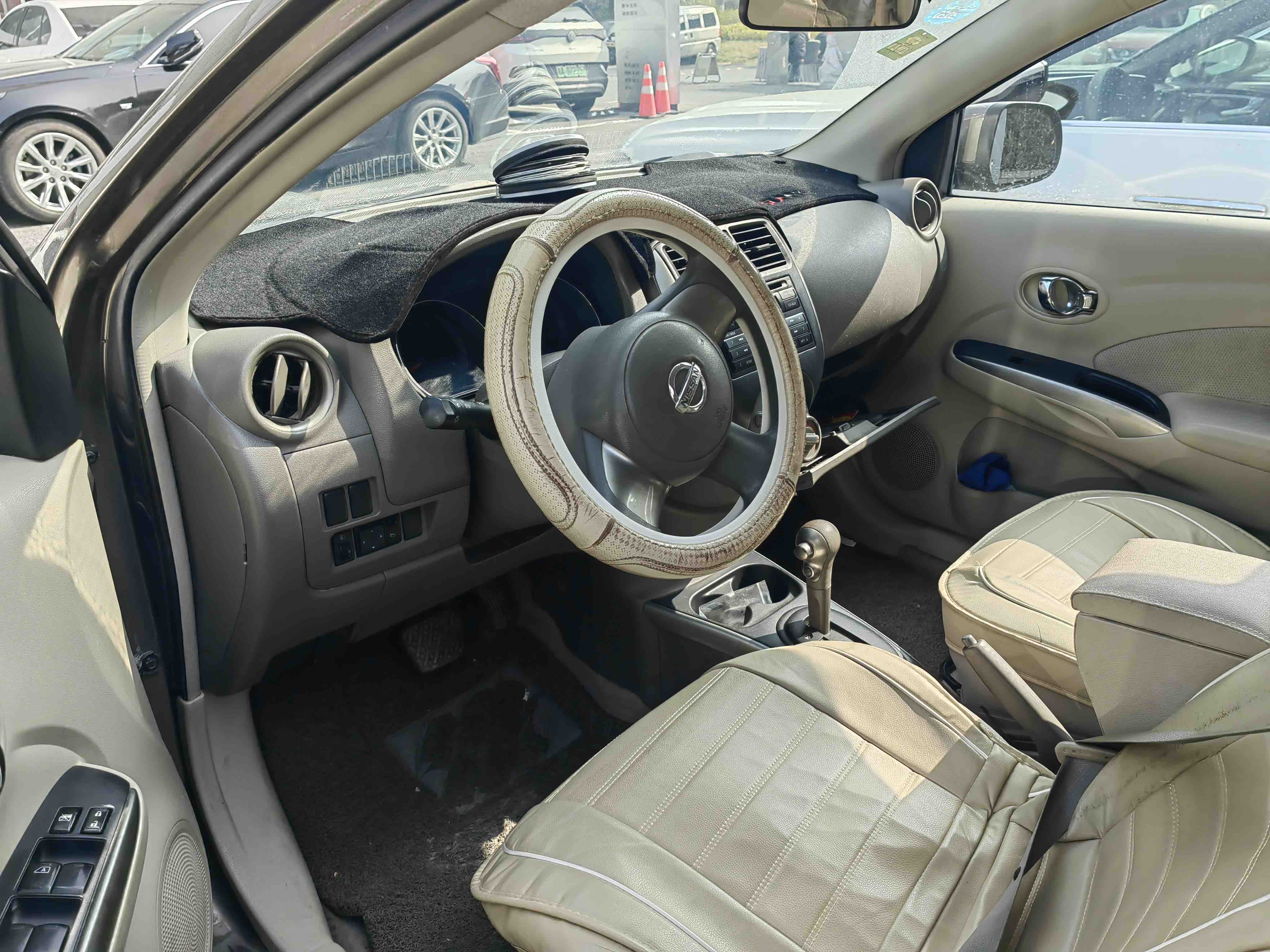 日产 阳光 2011 汽车图片 #6