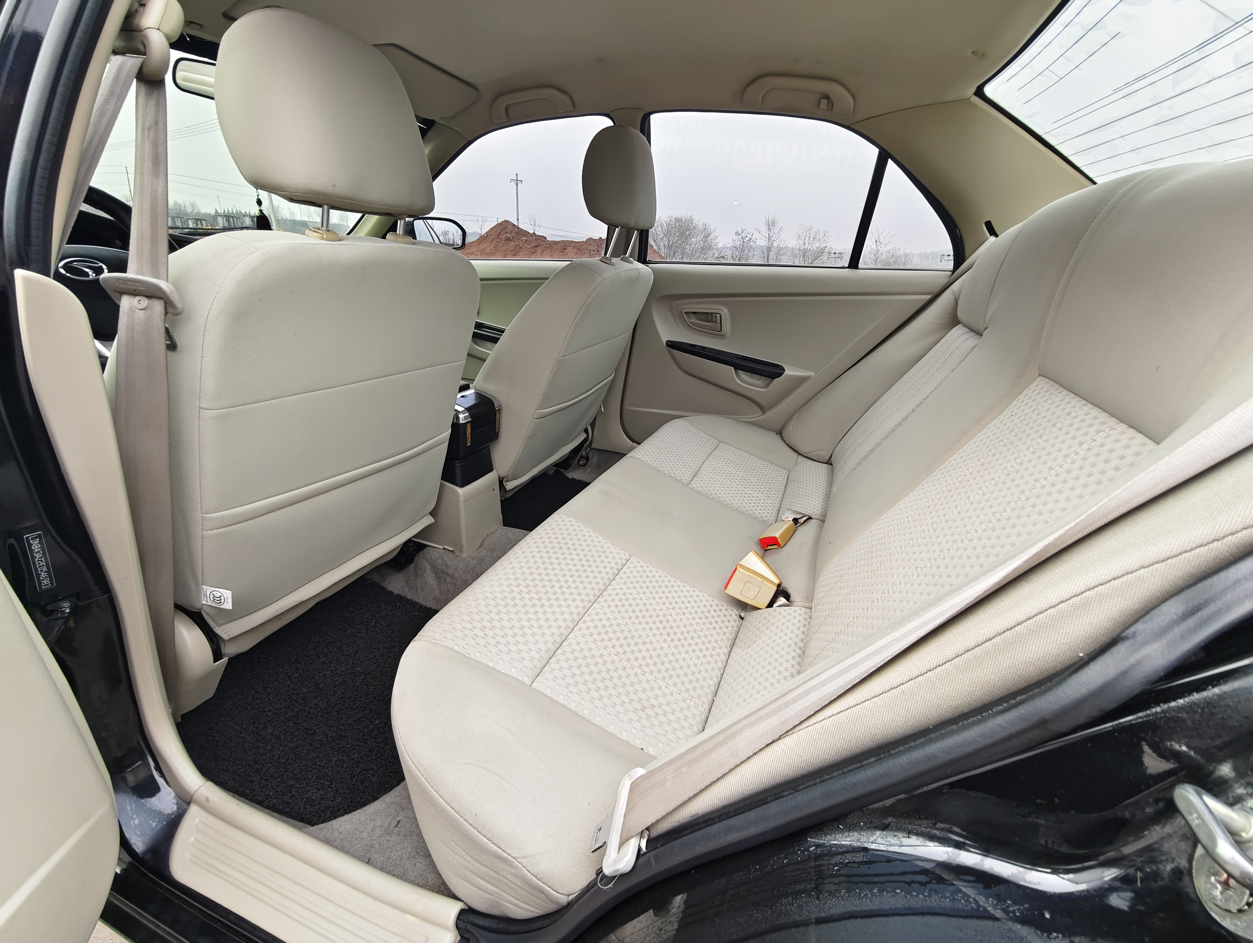 Soueast V3 Lingyue 2015 car image #6