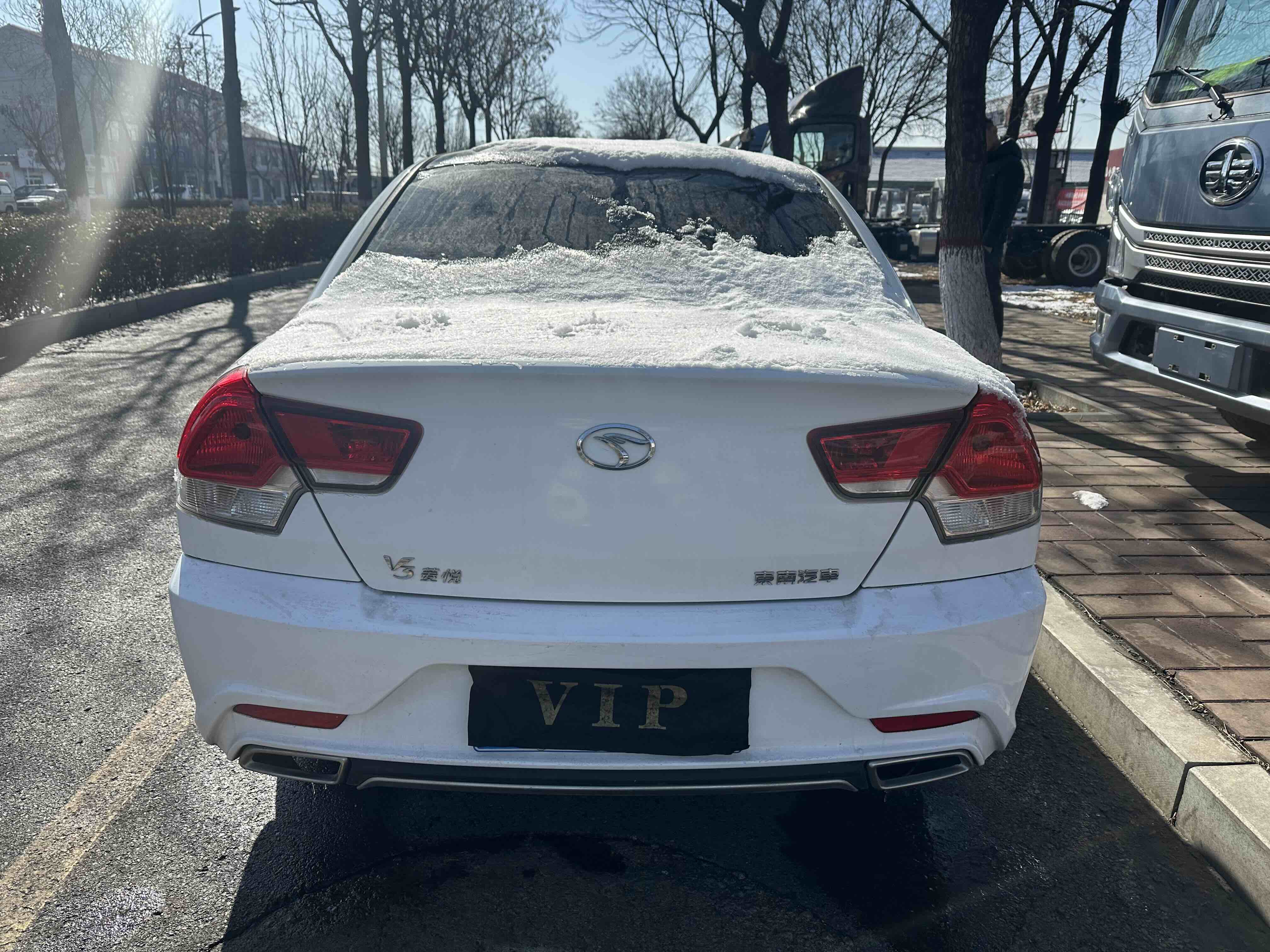 Soueast V3 Lingyue 2015 immagine di auto #6