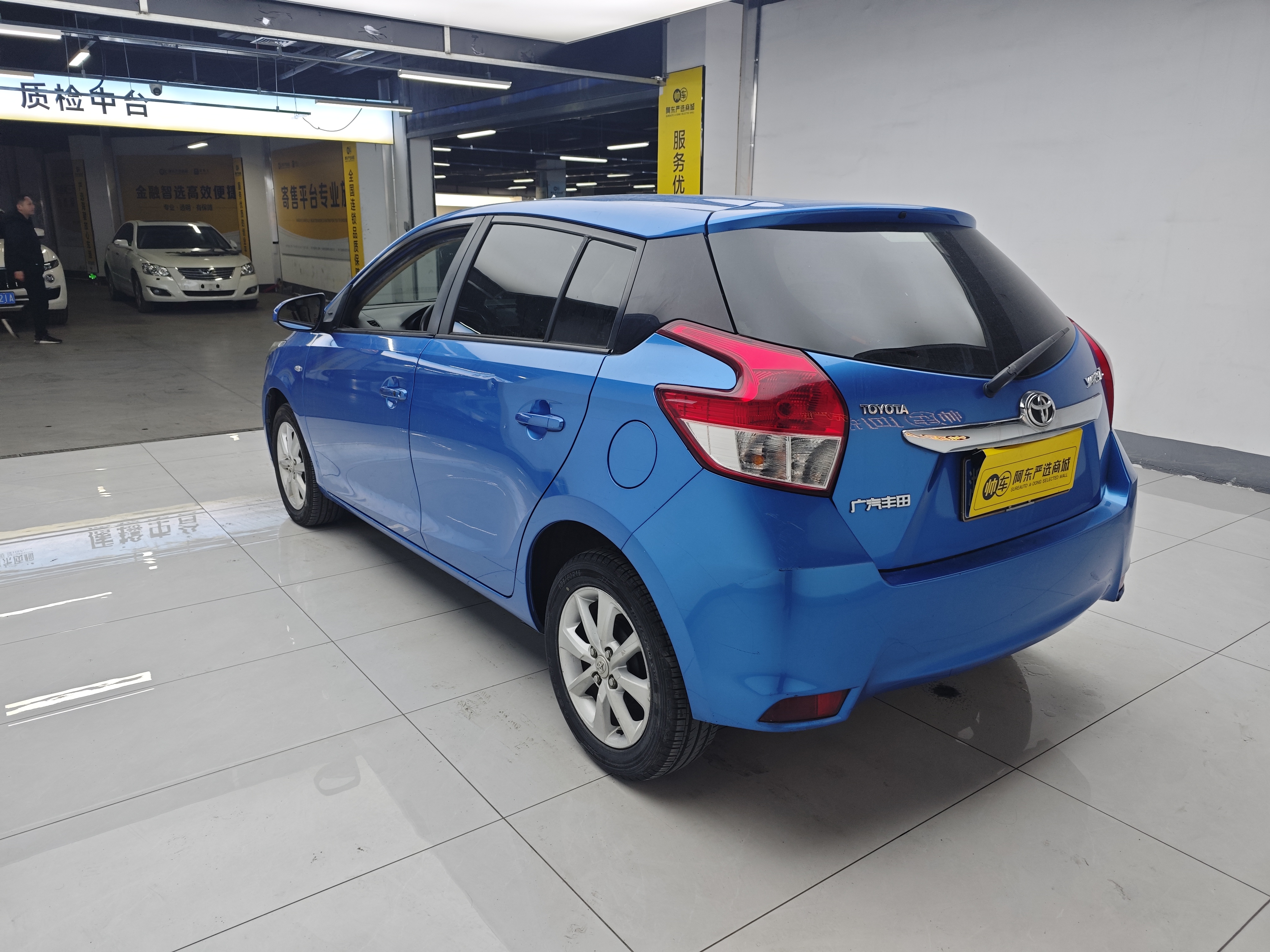 Yaris L Zhixuan 2014 #6 Yaris L Zhixuan 2014 car image #6