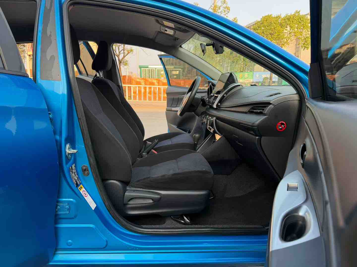 Toyota Yaris L Zhixuan 2014 صورة سيارة #6