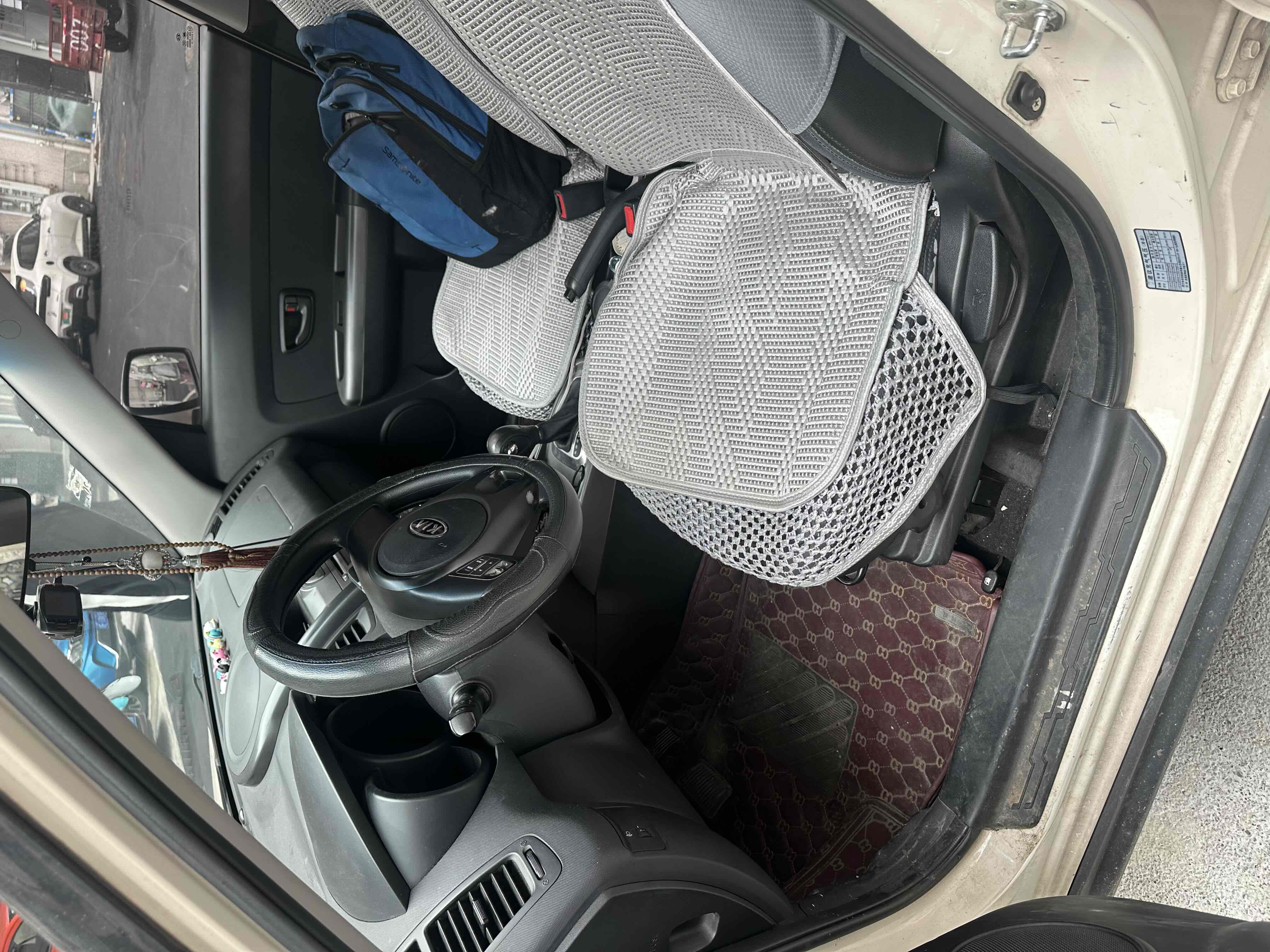 起亚 秀尔 2013 汽车图片 #6