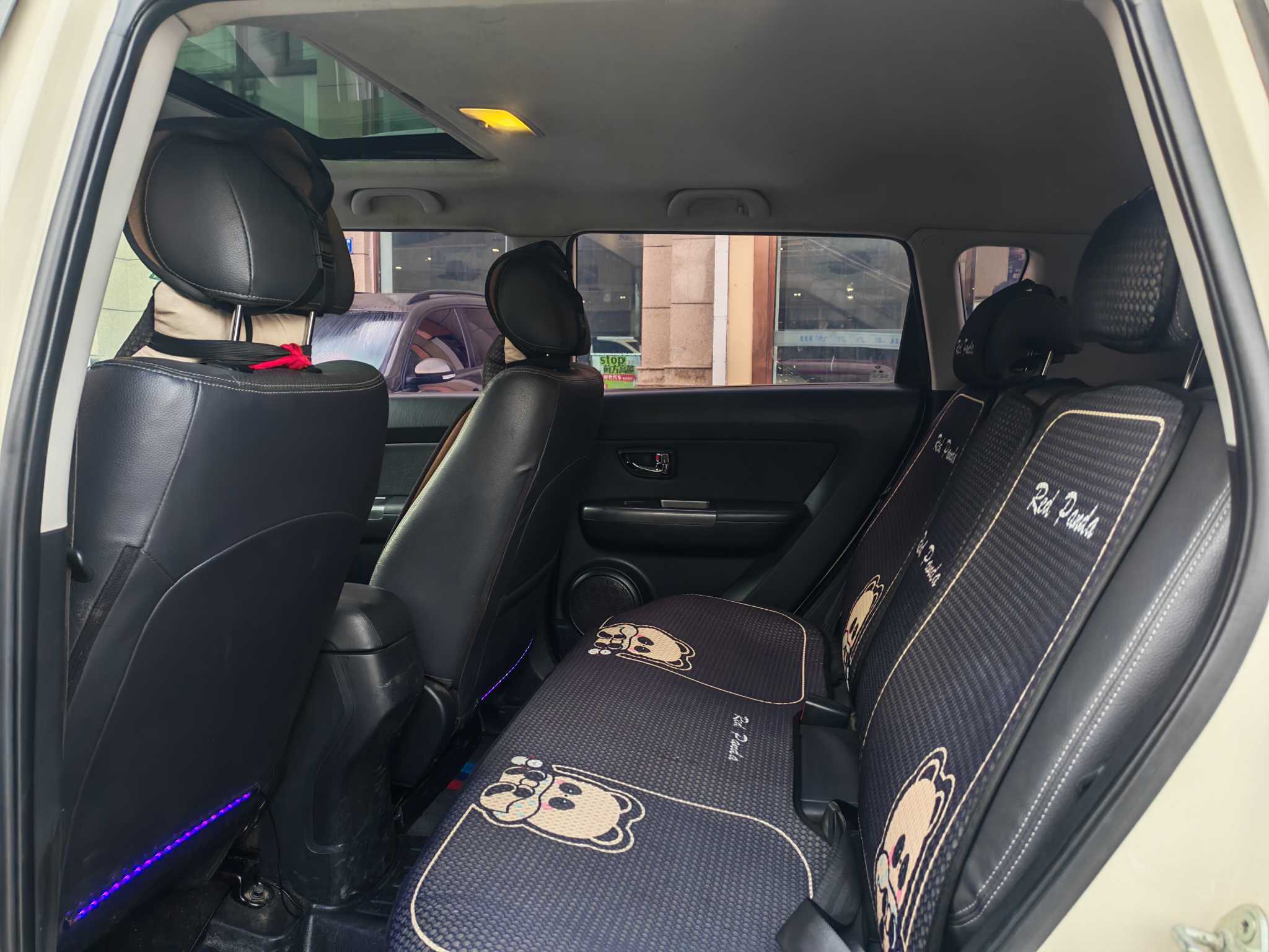 起亚 秀尔 2014 汽车图片 #6