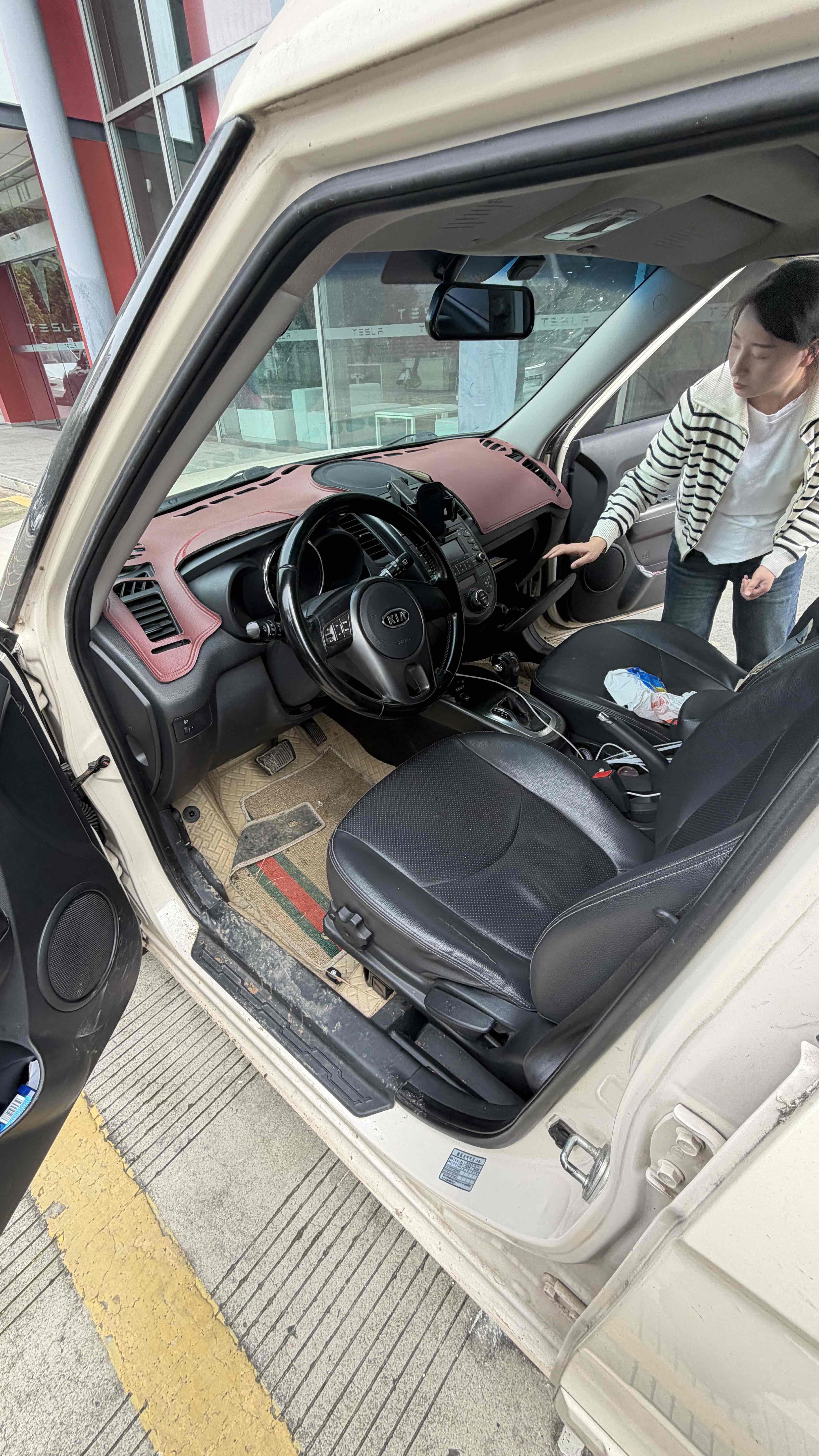 起亚 秀尔 2015 汽车图片 #6