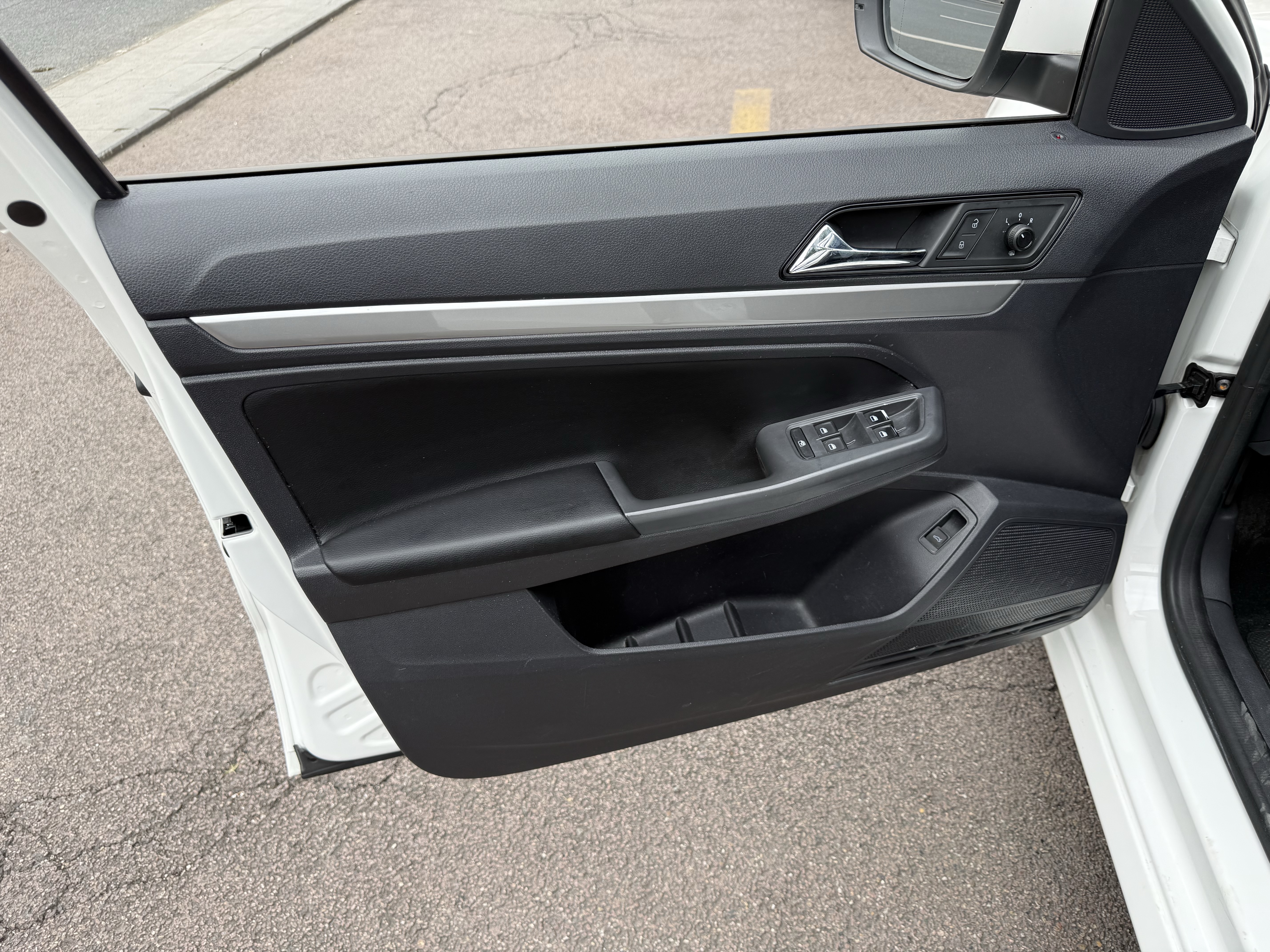 Volkswagen Lavida 2019 immagine di auto #6