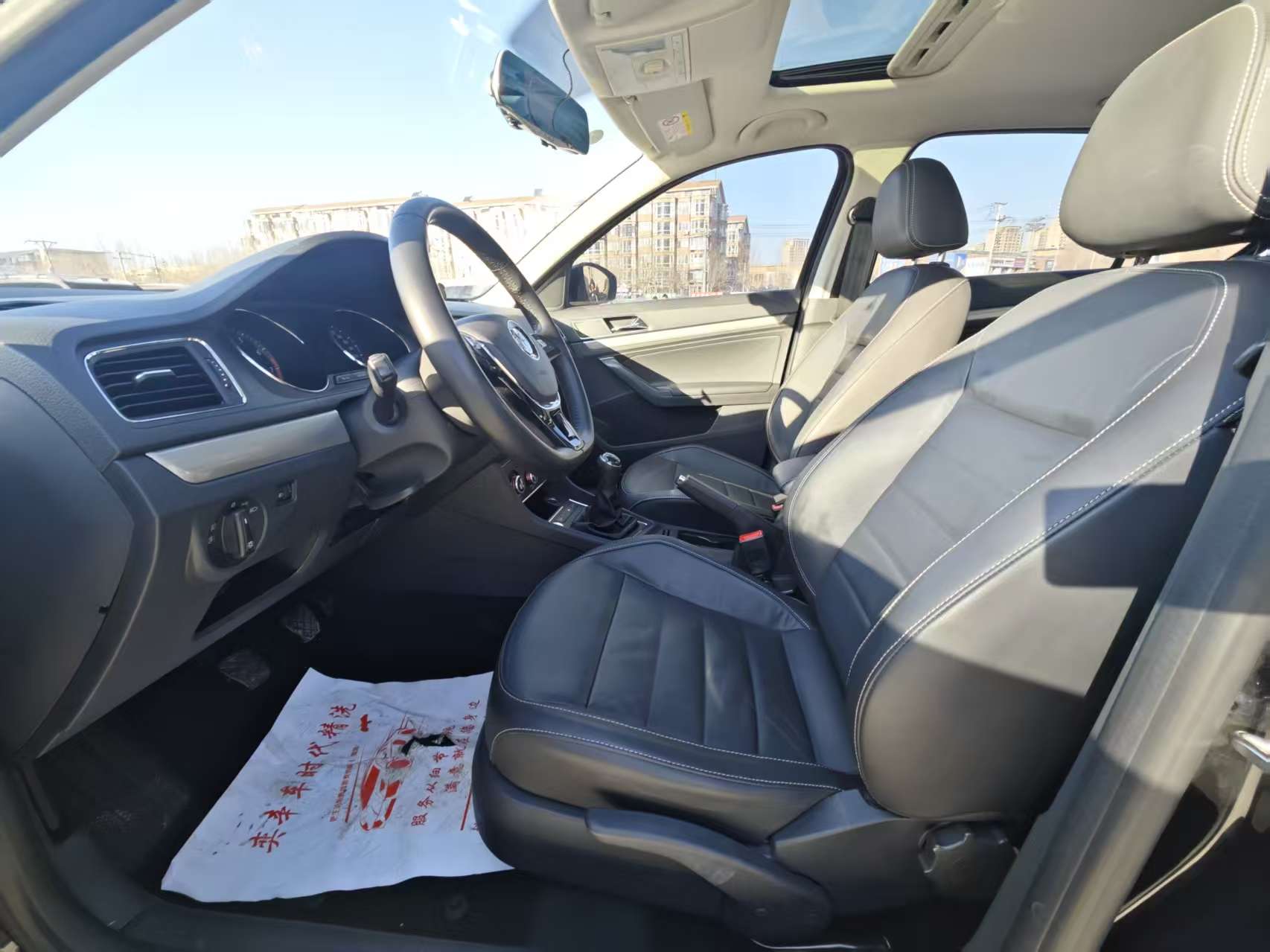 Volkswagen Lavida 2018 car image #6