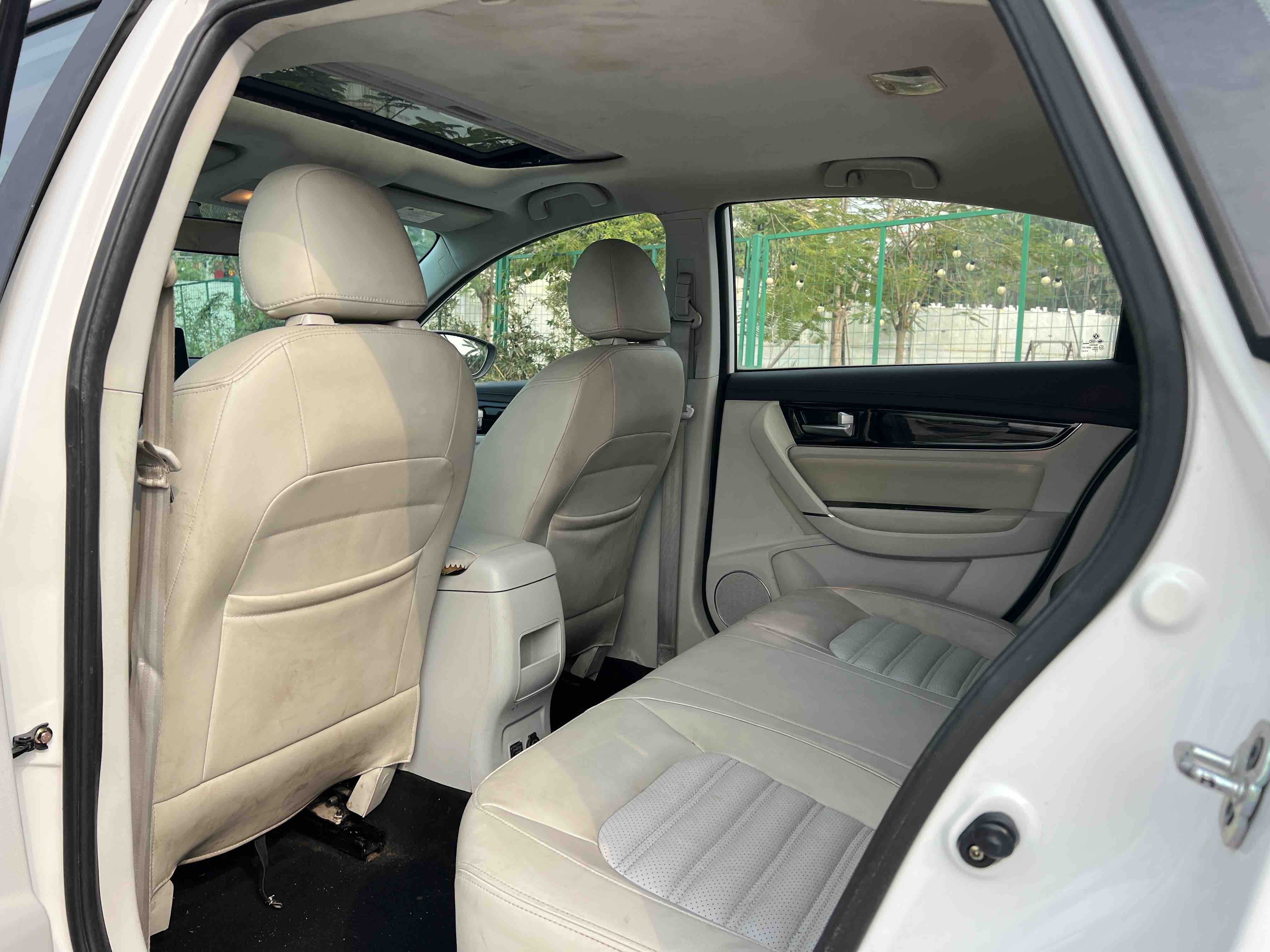 Forthing JOYEAR S50 2018 #6 Forthing JOYEAR S50 2018 immagine di auto #6